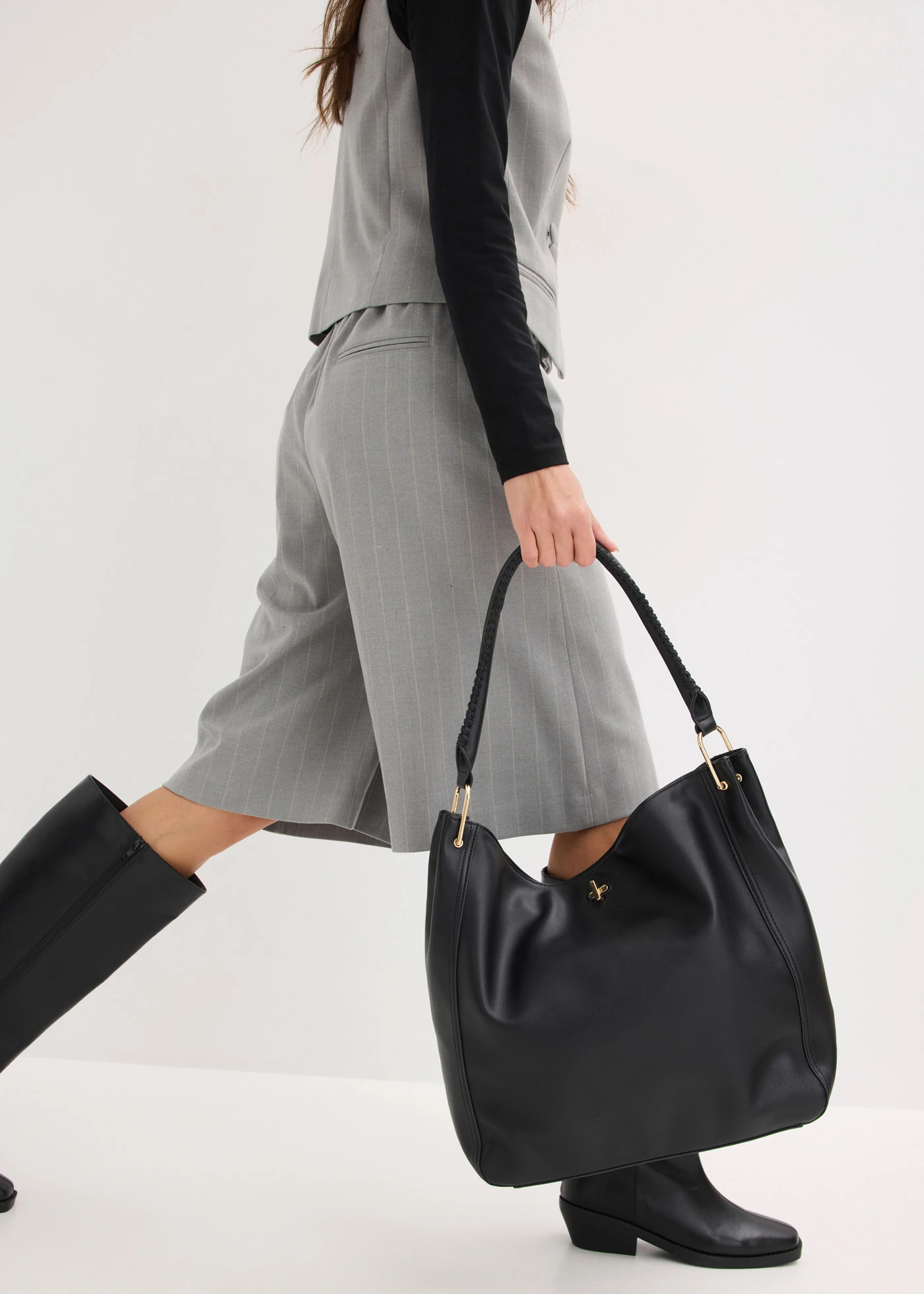 Kabelka Shopper s remienkovým detailom • čierna • obchod bonprix