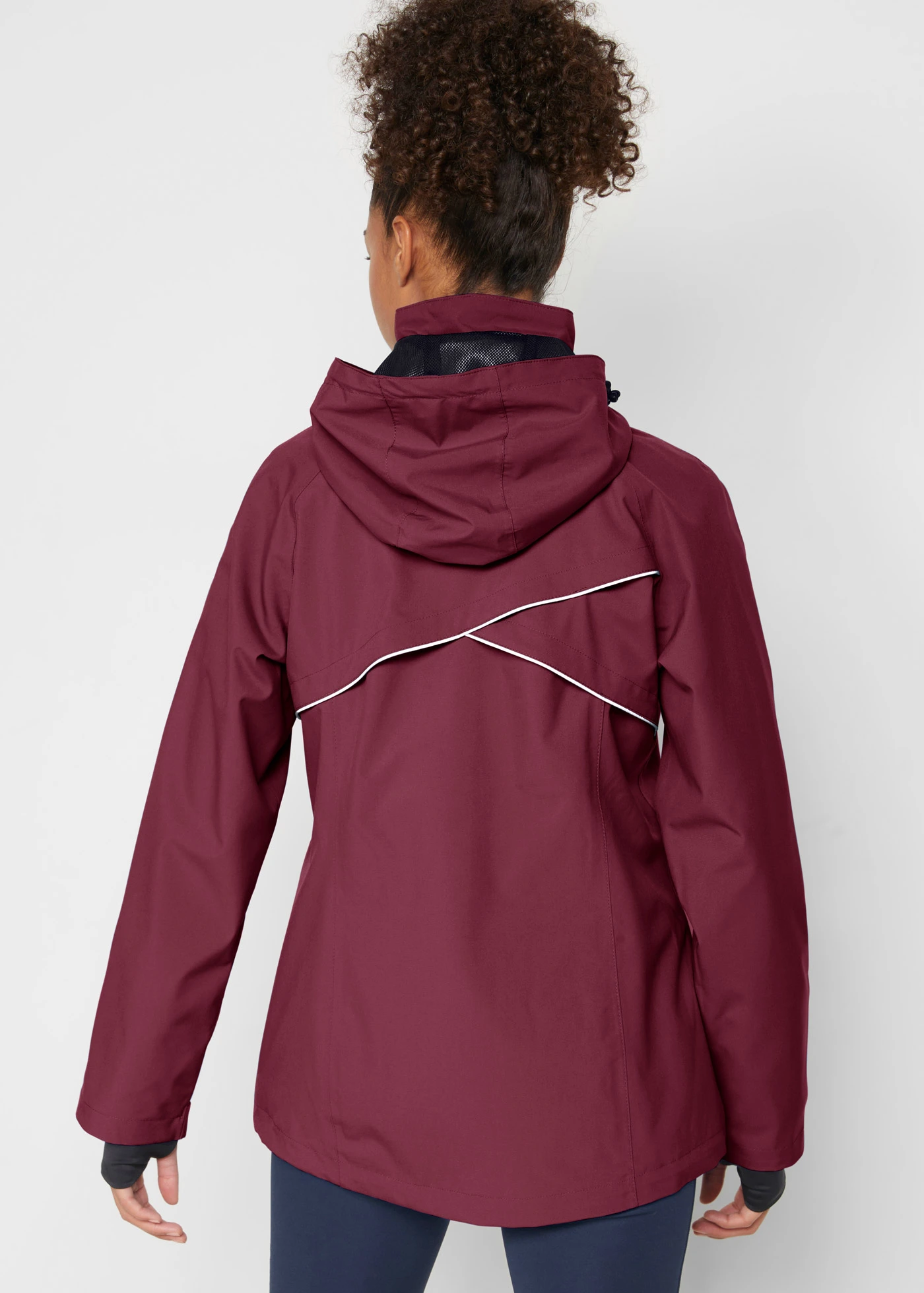 Veste imperméable à détails réfléchissants • rouge érable • Boutique bonprix