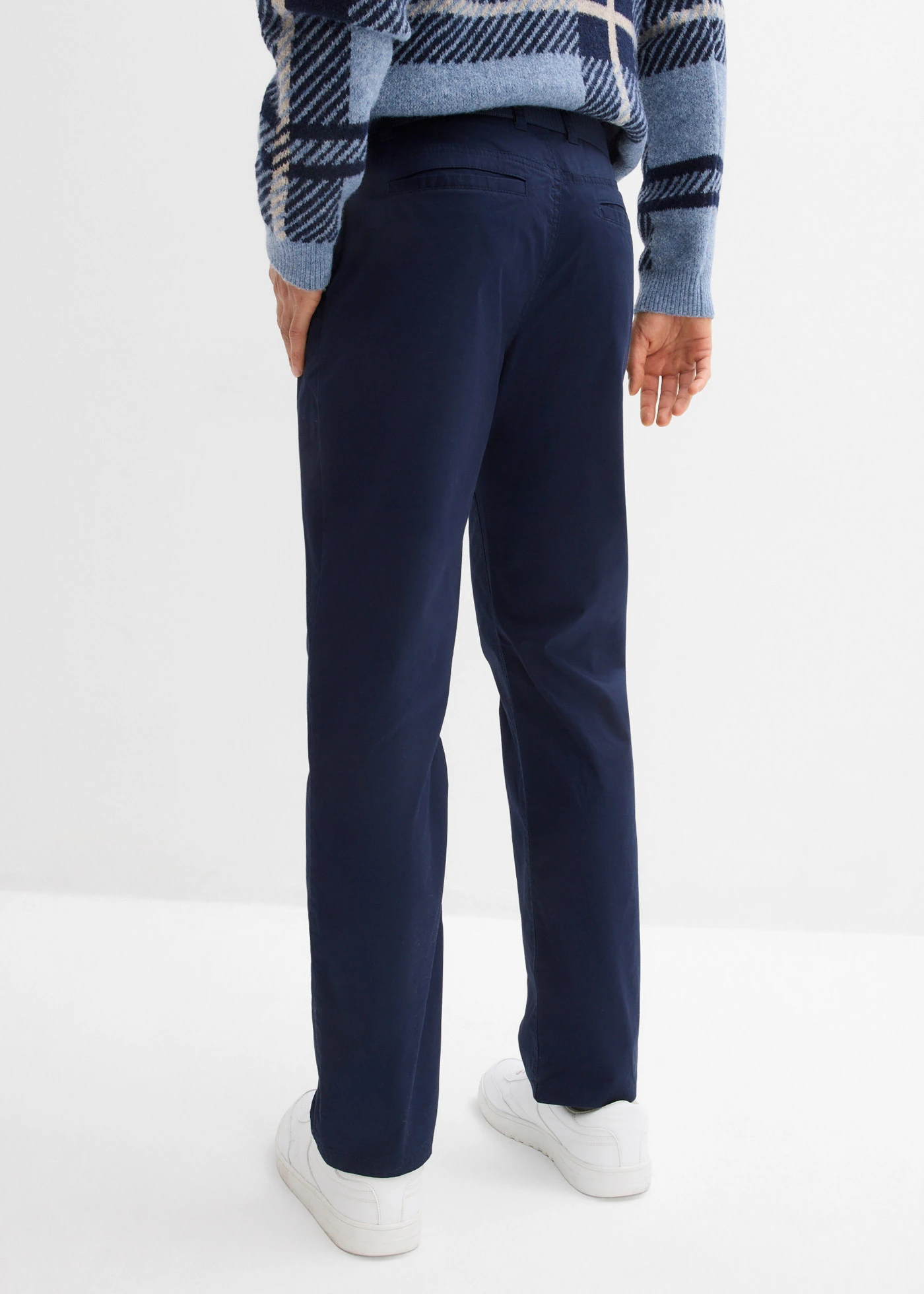 Pantaloni chino regular fit cu talie elastică și curea, straight • bleumarin • magazin bonprix