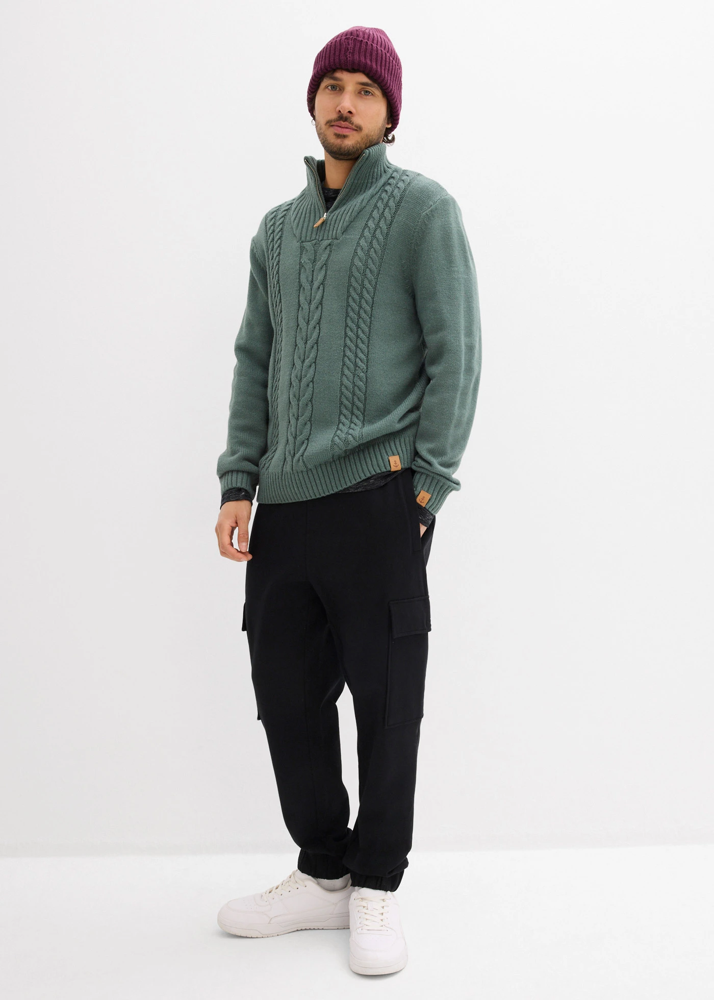 Joggingové kalhoty, Loose Fit, Straight • černá • bonprix obchod