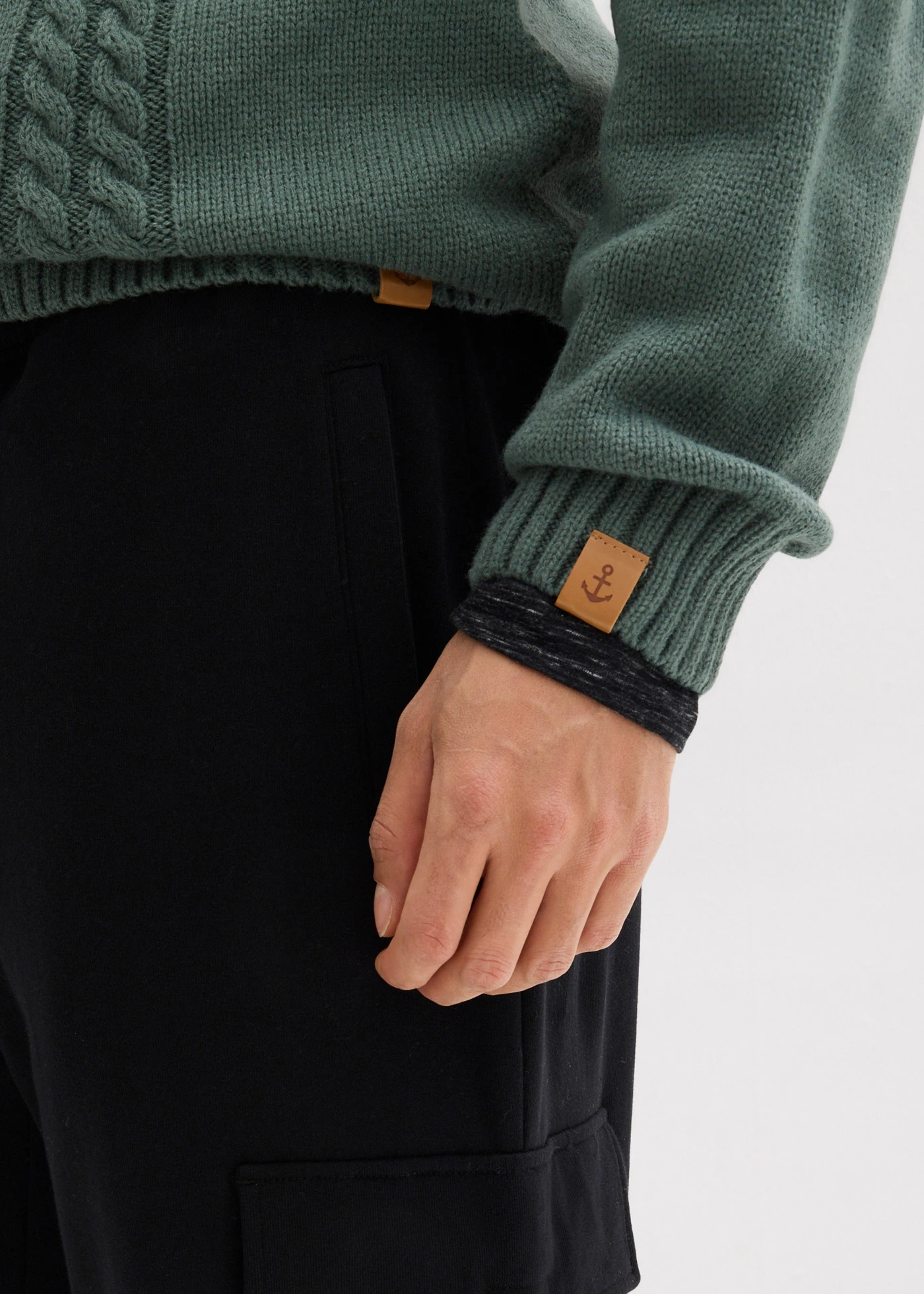 Loose fit Joggingbroek, straight • zwart • bonprix online shop