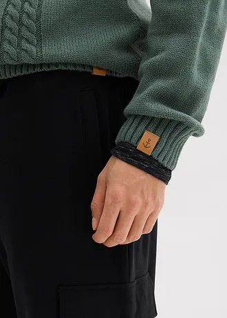 Spodnie sportowe z kieszeniami cargo, loose fit • czarny • sklep bonprix