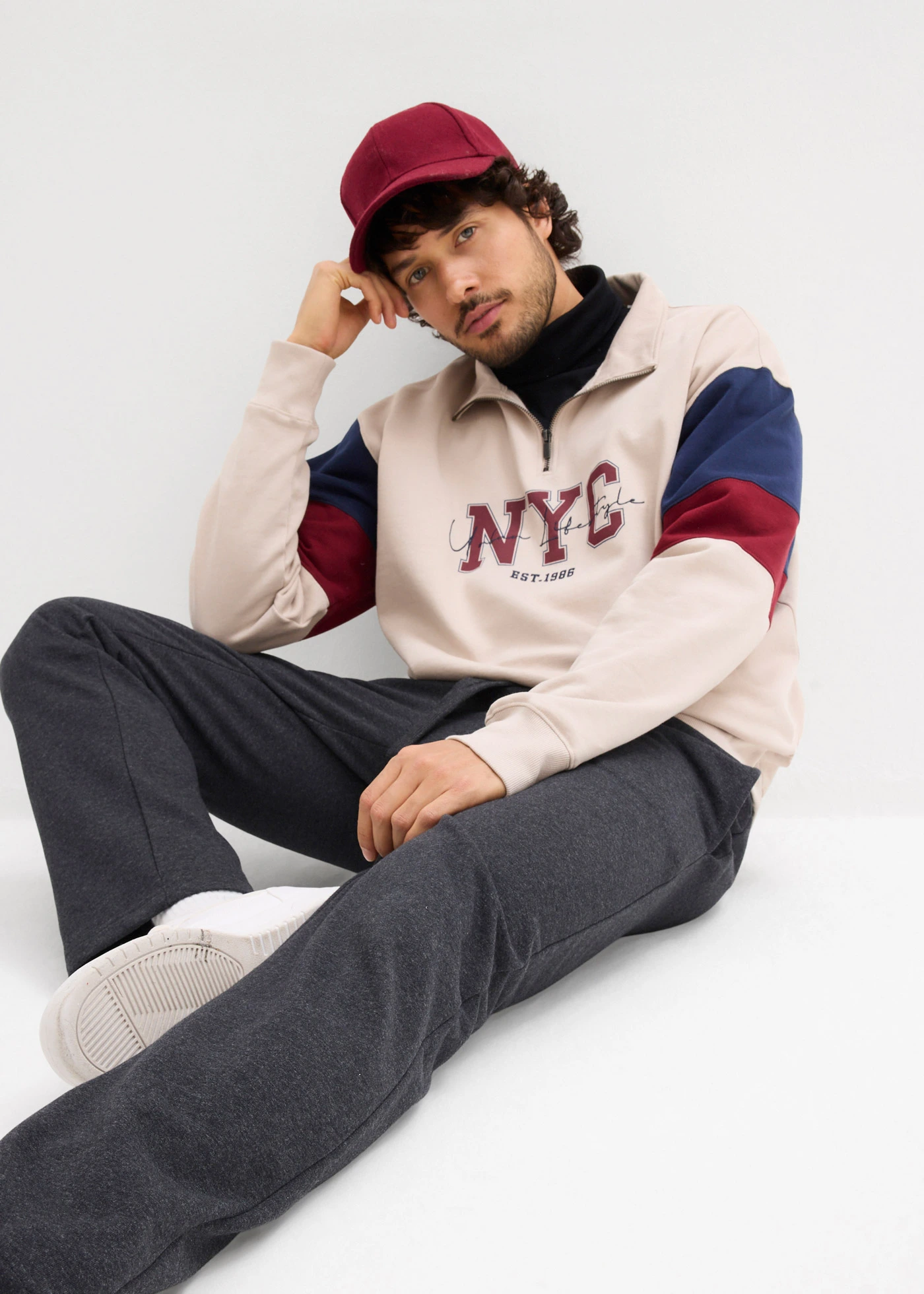 Tepláky Regular Fit • antracitová melírovaná • obchod bonprix