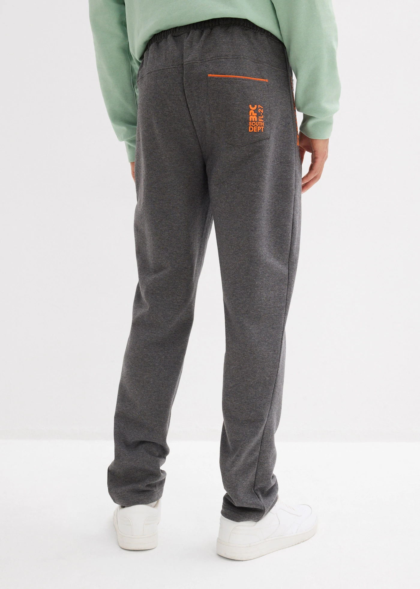 Joggingové nohavice s praktickými vreckami na zips • sivá melírovaná • obchod bonprix