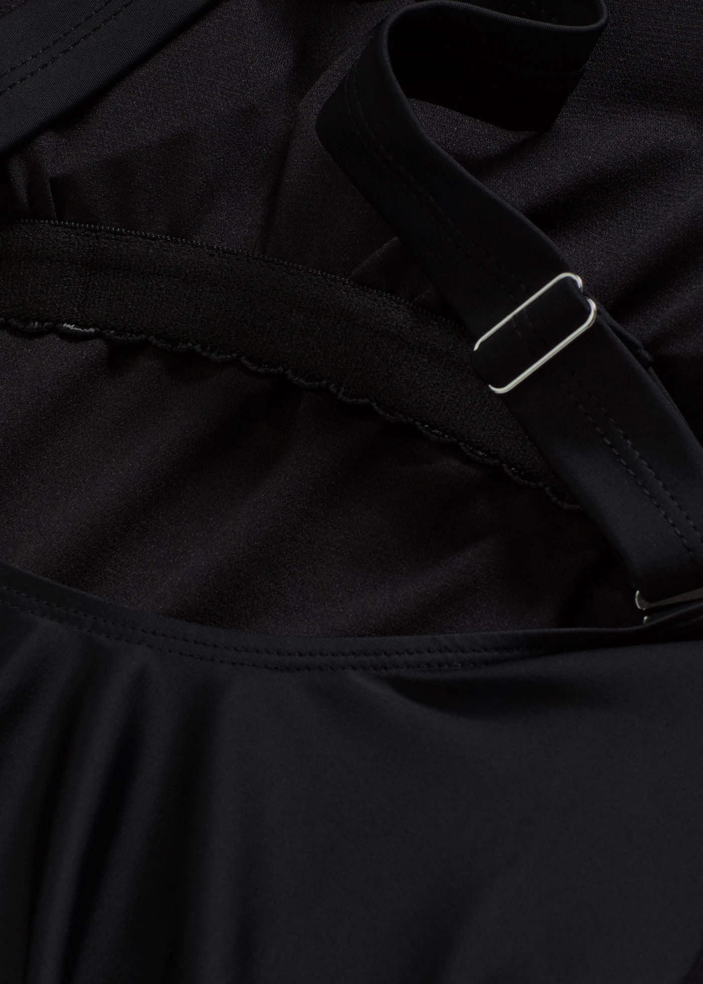 Maillot 1 pièce à bretelles amovibles • noir • Boutique bonprix