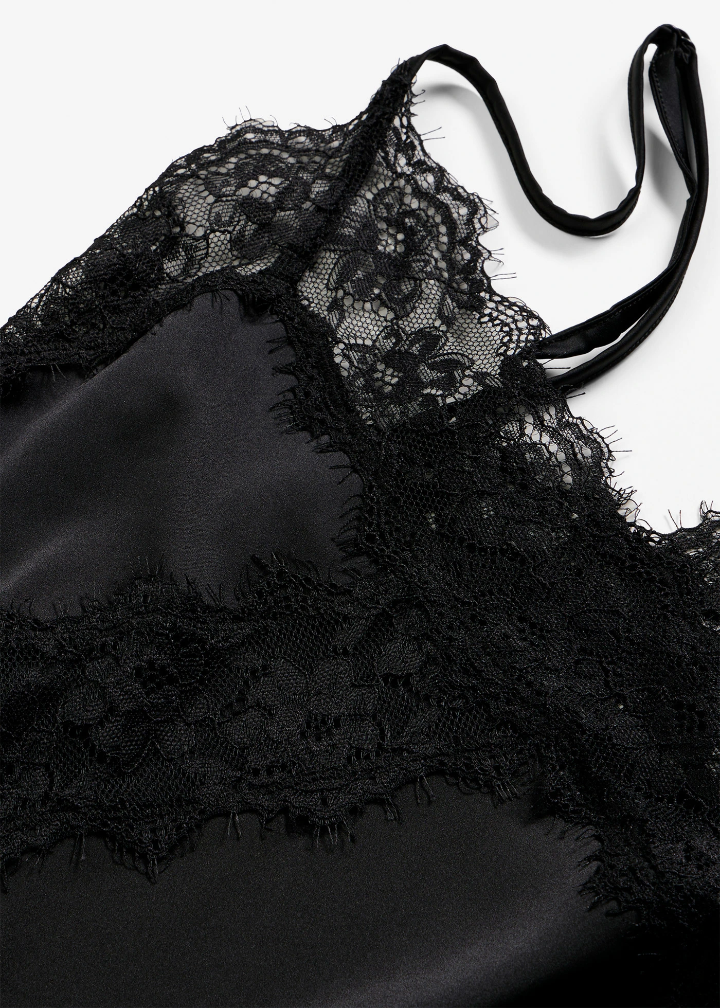 Nuisette en satin avec dentelle • noir plus size • Boutique bonprix