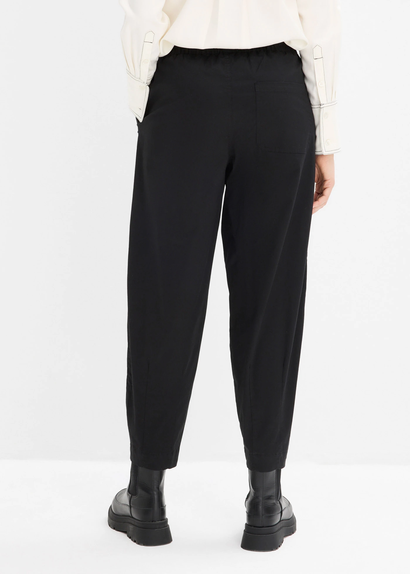 Pantaloni barrel din twill cu talie comodă • negru • magazin bonprix