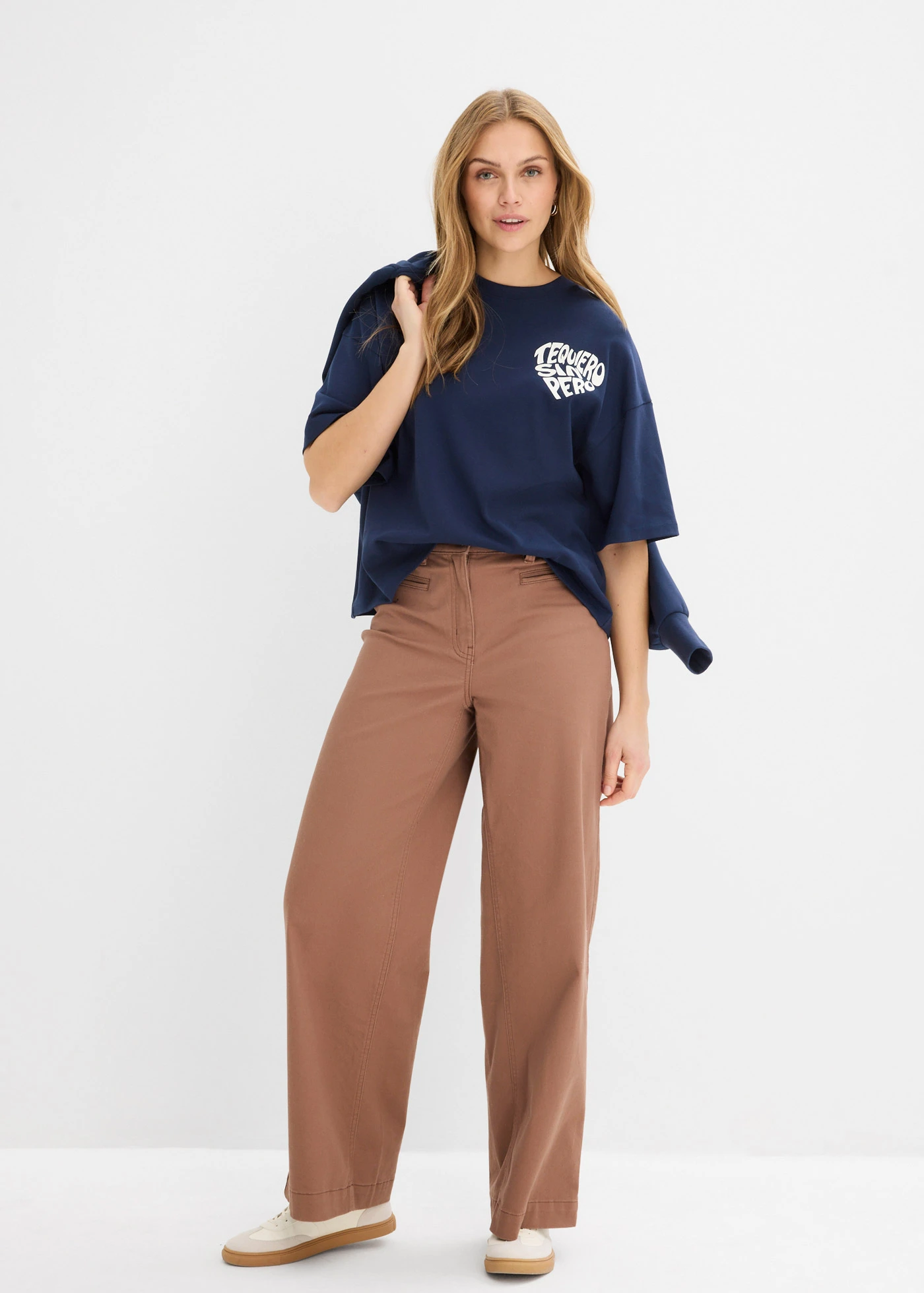 Boxy shirt van zwaar katoen • donkerblauw-wolwit met print • bonprix online shop