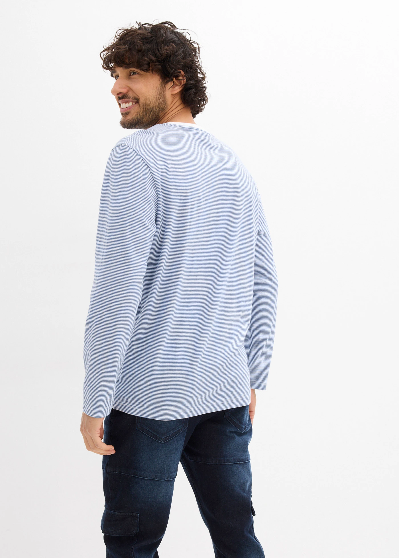 T-shirt manches longues 100% coton • bleu jean-blanc rayé diagonal • Boutique bonprix