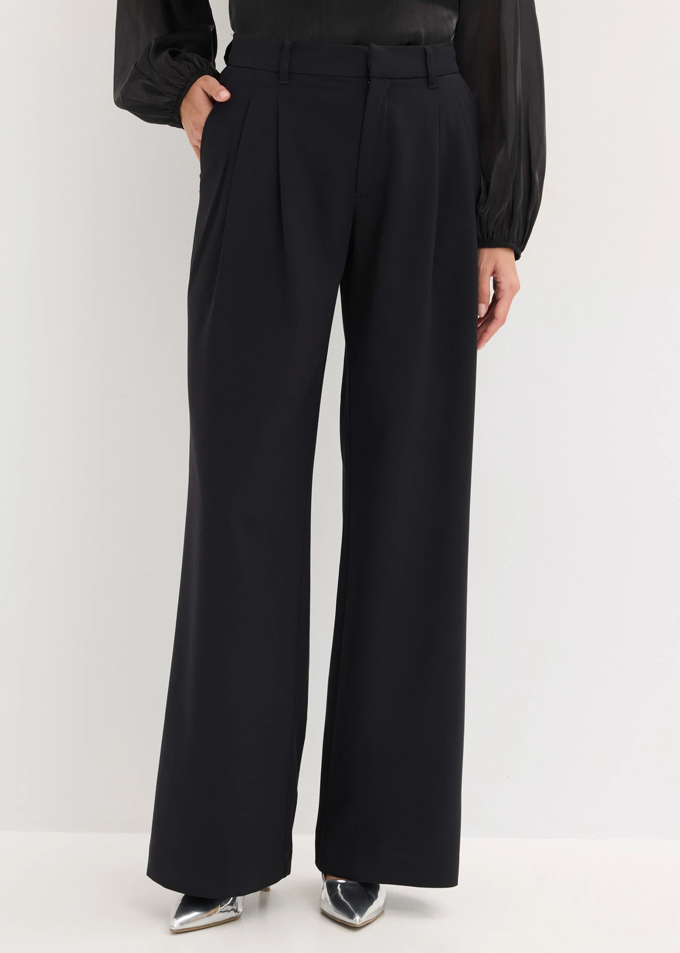 Pantalon large à pinces • noir • Boutique bonprix