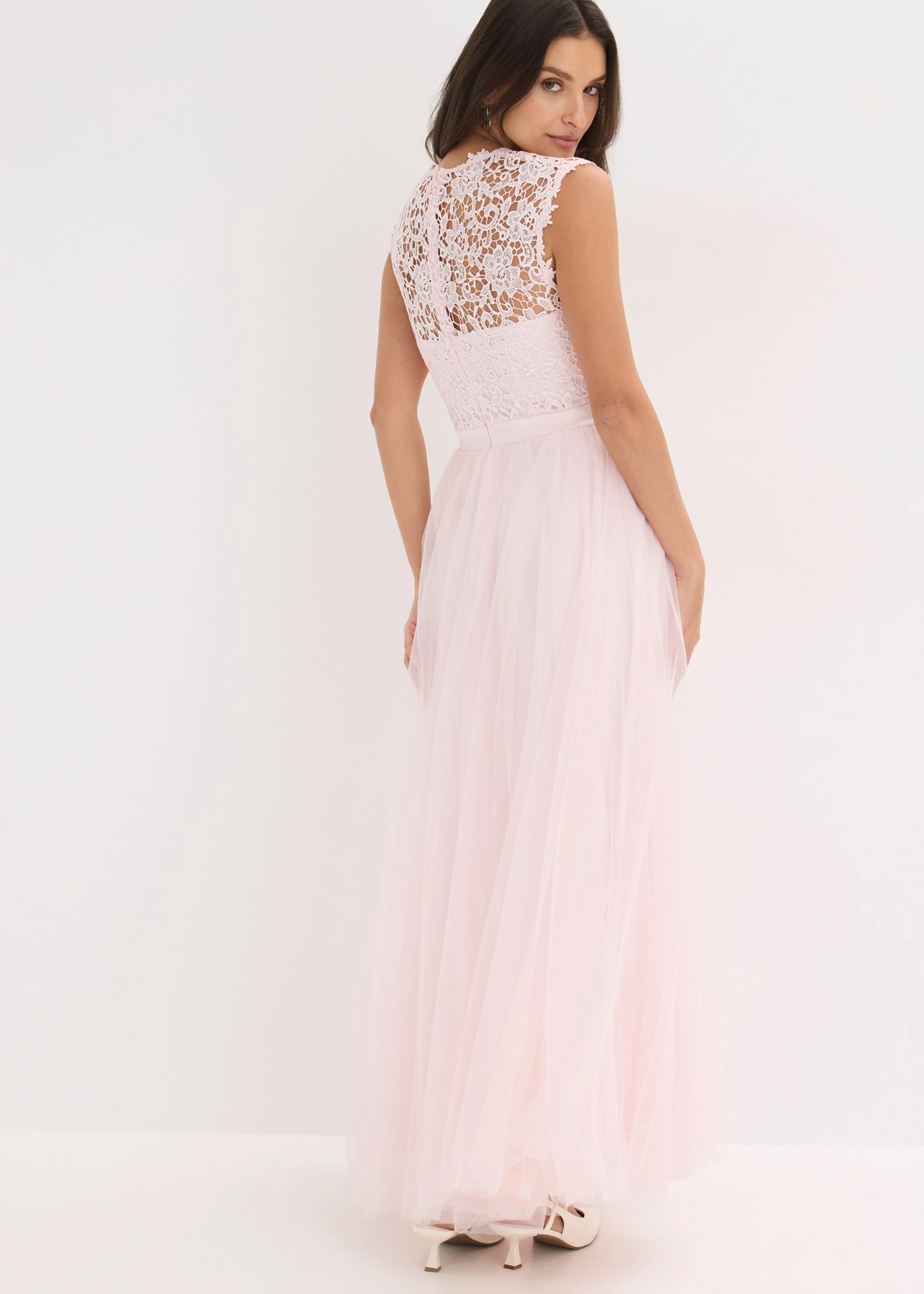 Robe de soirée avec haut en dentelle et jupe en tulle fin • rose clair • Boutique bonprix