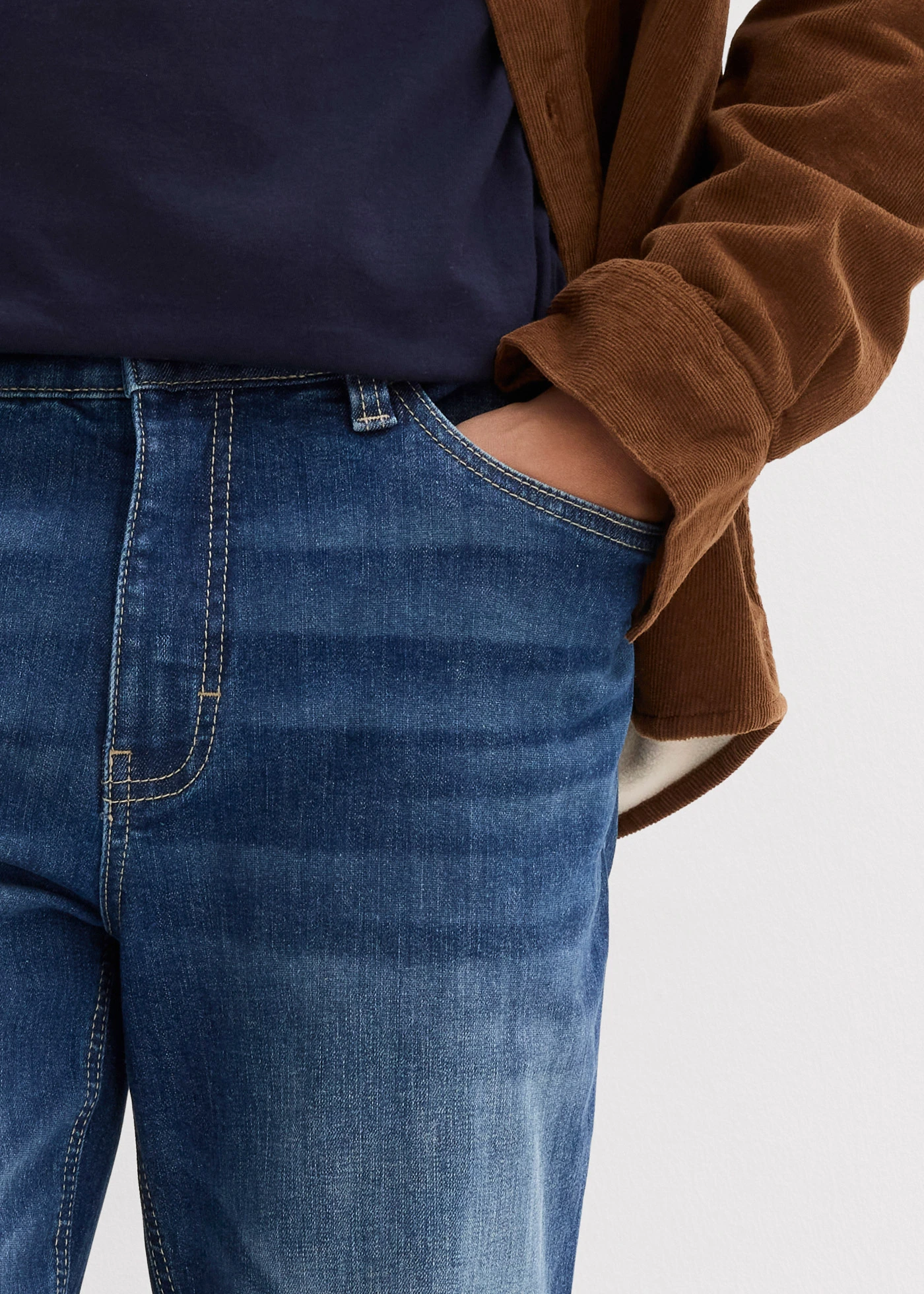 Jeansy regular fit, o kroju bootcut • niebieski denim • sklep bonprix