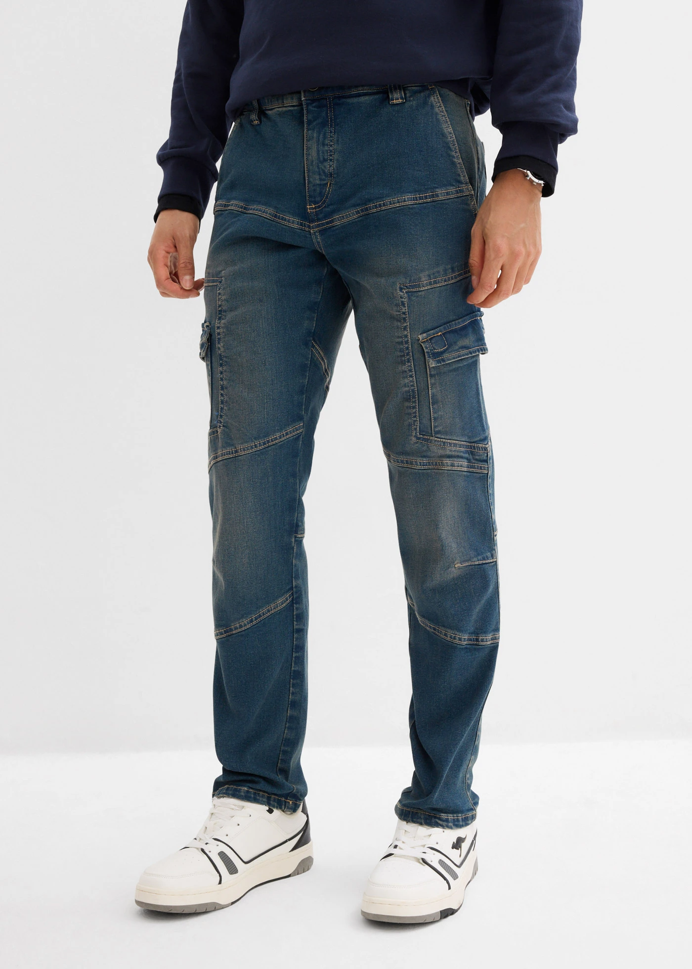 Jean droit extensible, poches cargo, regular • bleu denim-beige foncé used • Boutique bonprix