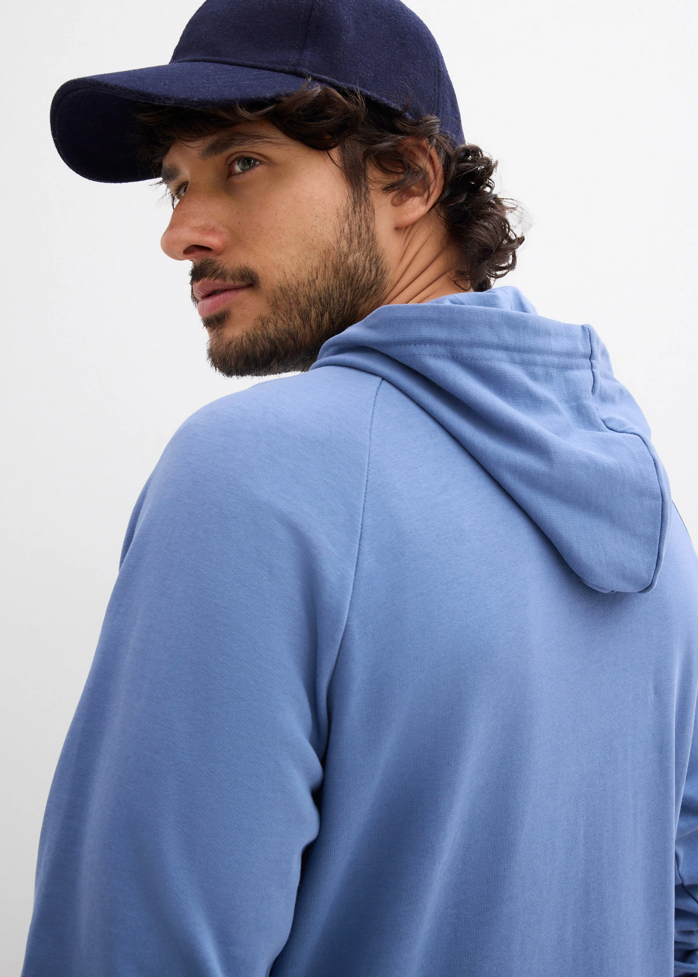 Sweat à capuche 100% coton • bleu jean • Boutique bonprix