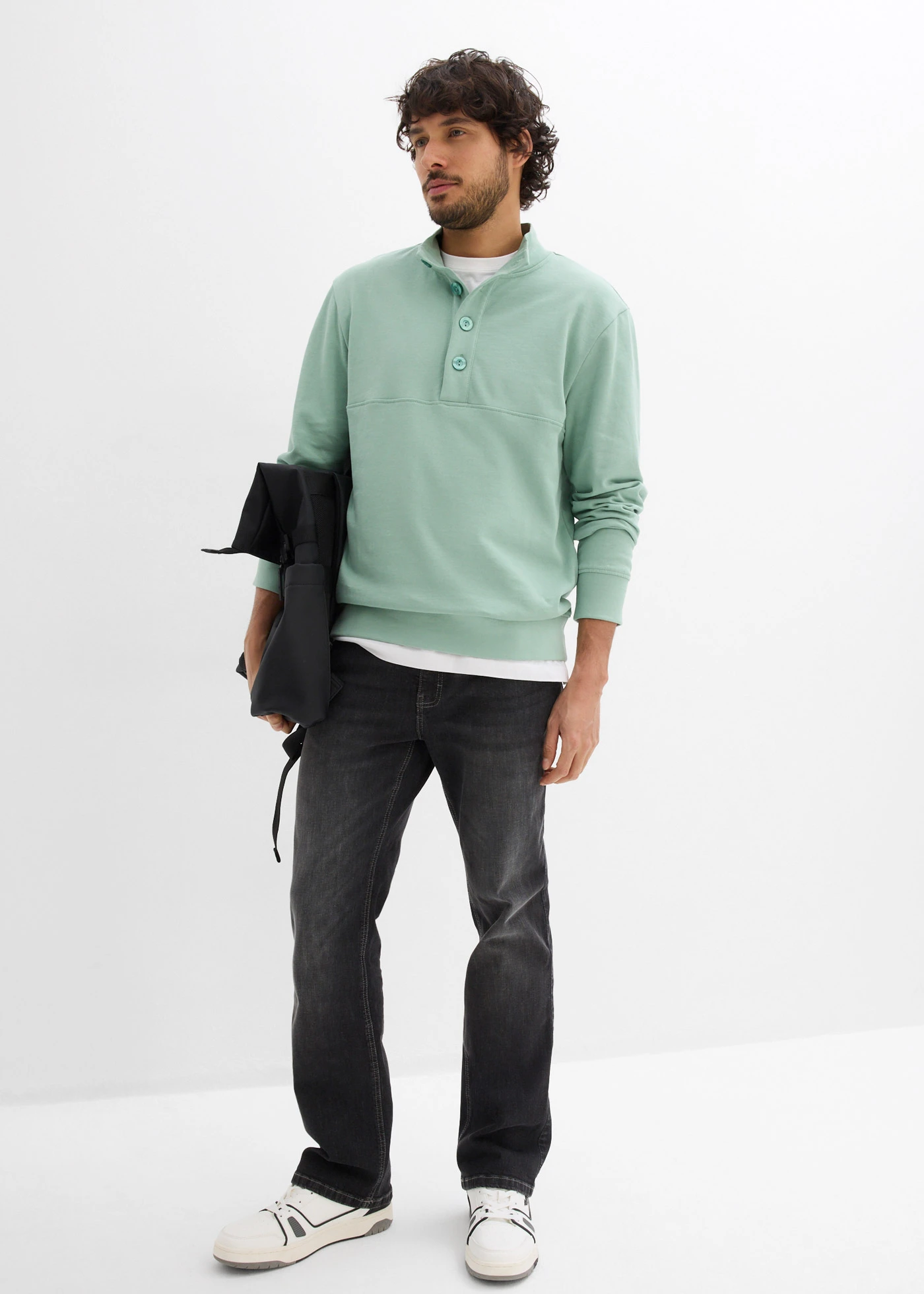 Sweater van biologisch katoen met knoopsluiting • pastelgroen • bonprix online shop