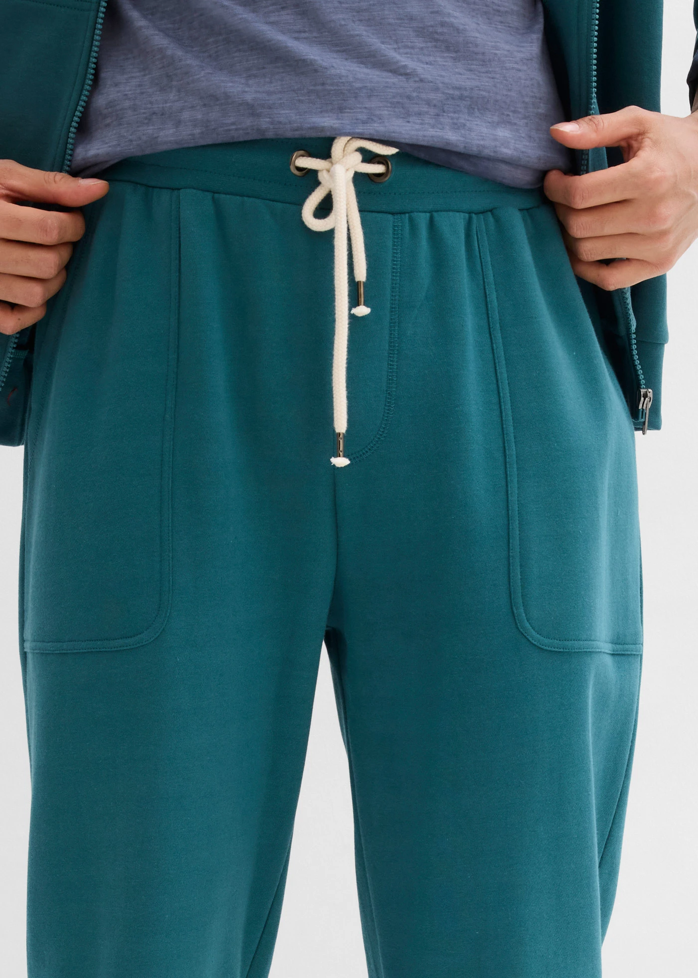 Pantalon de jogging 100% coton • vert poivre • Boutique bonprix