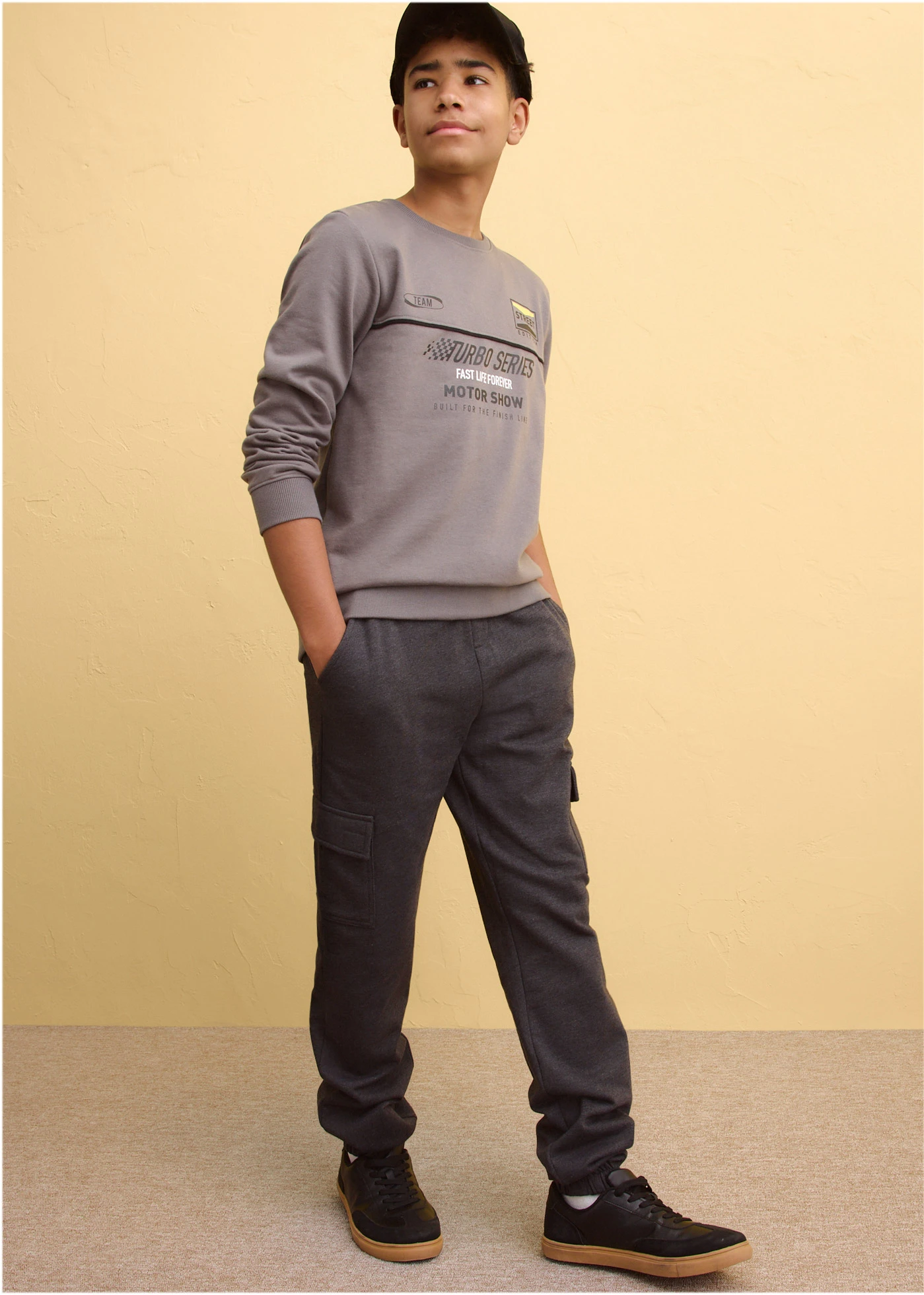 Bluză casual din amestec moale cu bumbac • gri fumuriu cu imprimeu • magazin bonprix