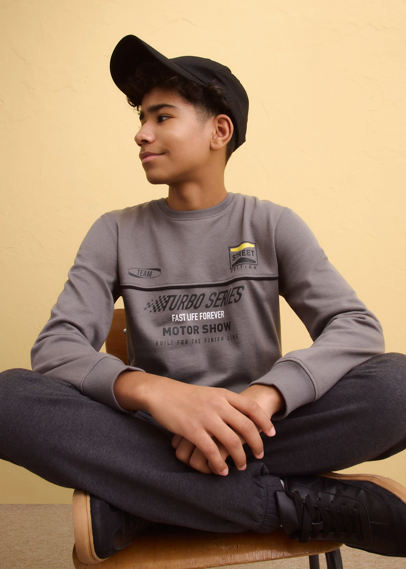 Bluza z miękkiej mieszanki bawełny • dymny szary z nadrukiem • sklep bonprix