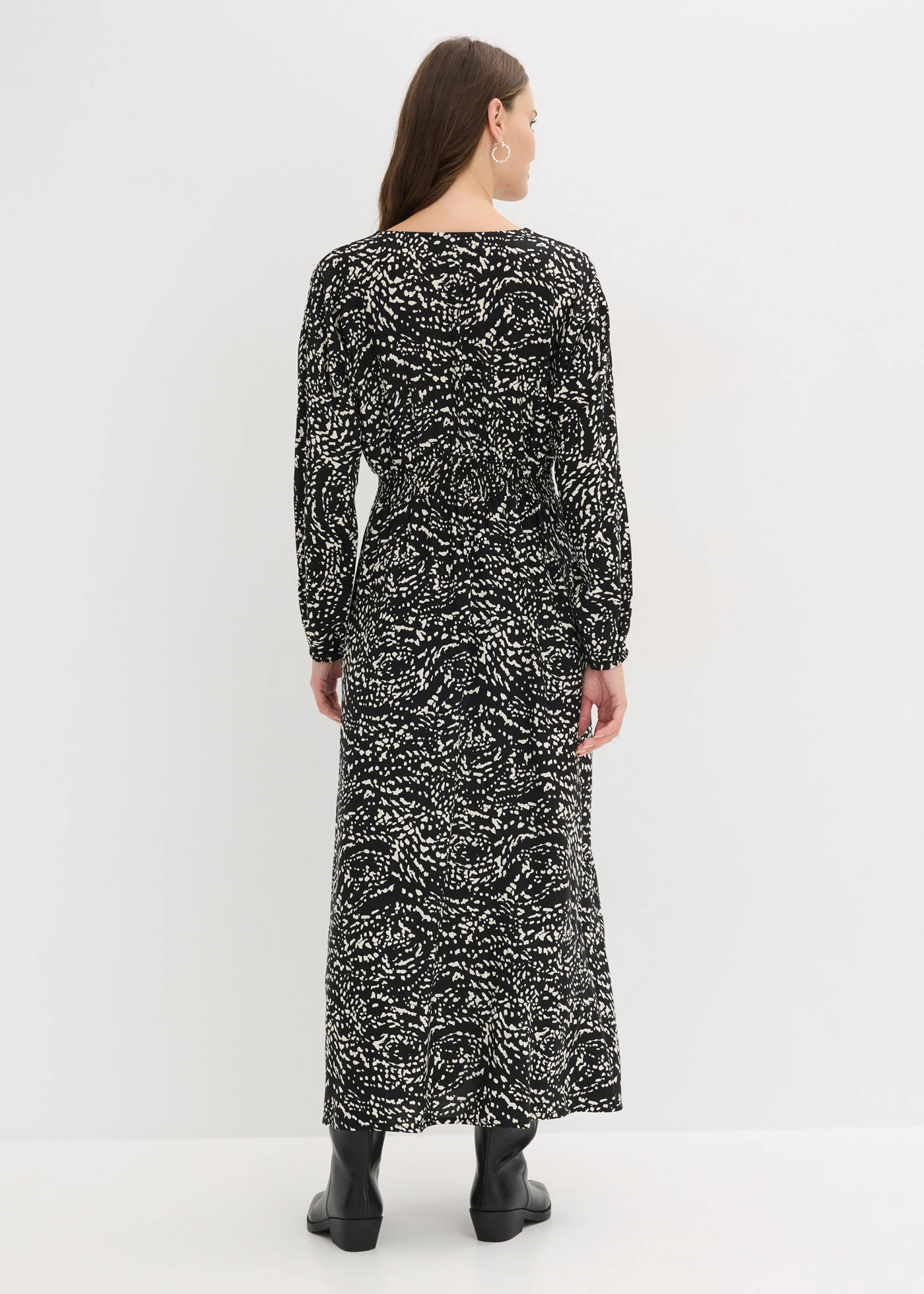 Maxi jurk van viscose • zwart/wit gedessineerd • bonprix online shop