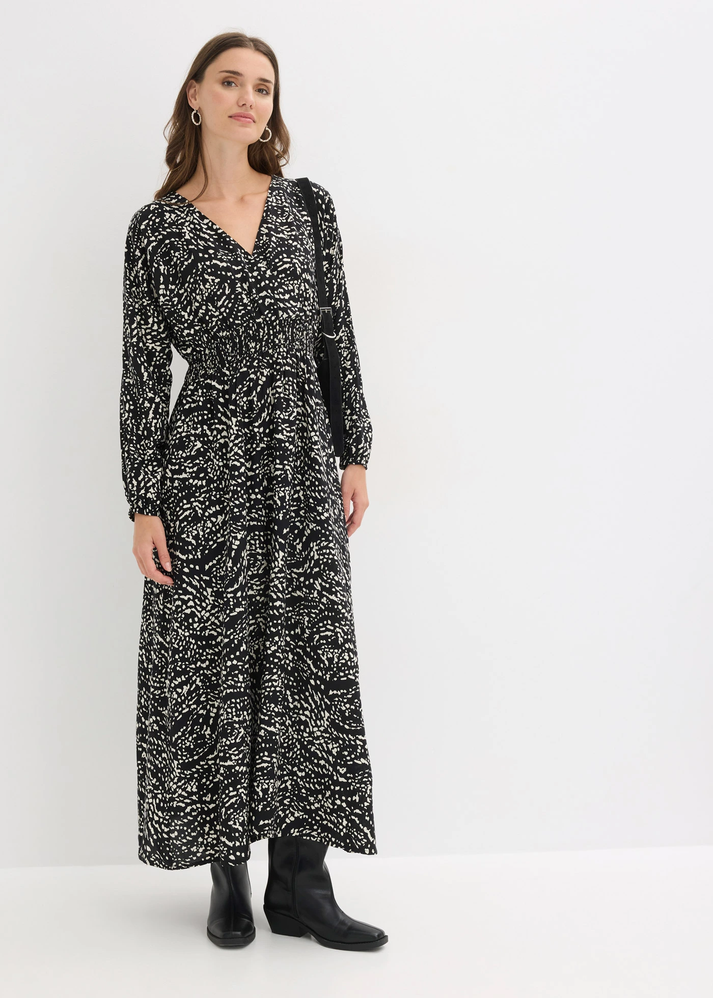 Maxi jurk van viscose • zwart/wit gedessineerd • bonprix online shop
