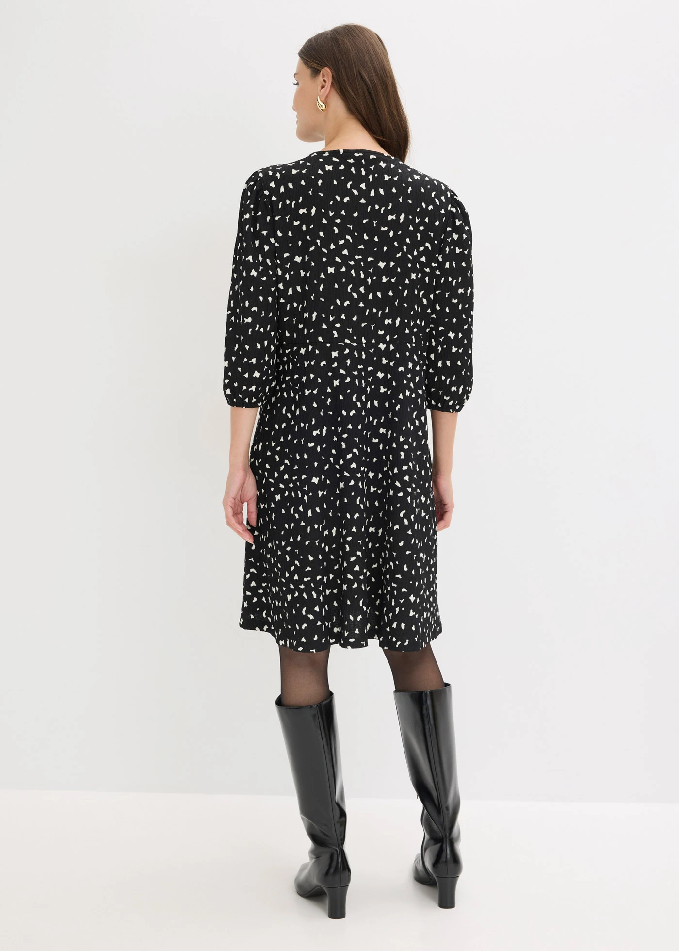 Robe trapèze en jersey • noir graphique • Boutique bonprix