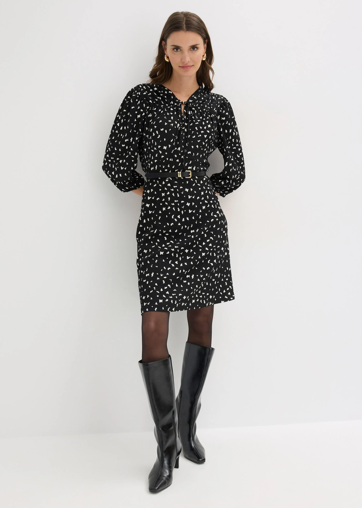 Jersey jurk in A-lijn • zwart grafische print • bonprix online shop