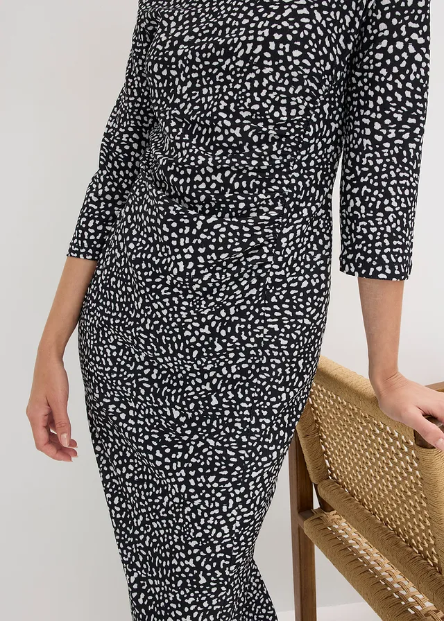 Robe en jersey • noir-blanc imprimé • product-page.page-title-suffix