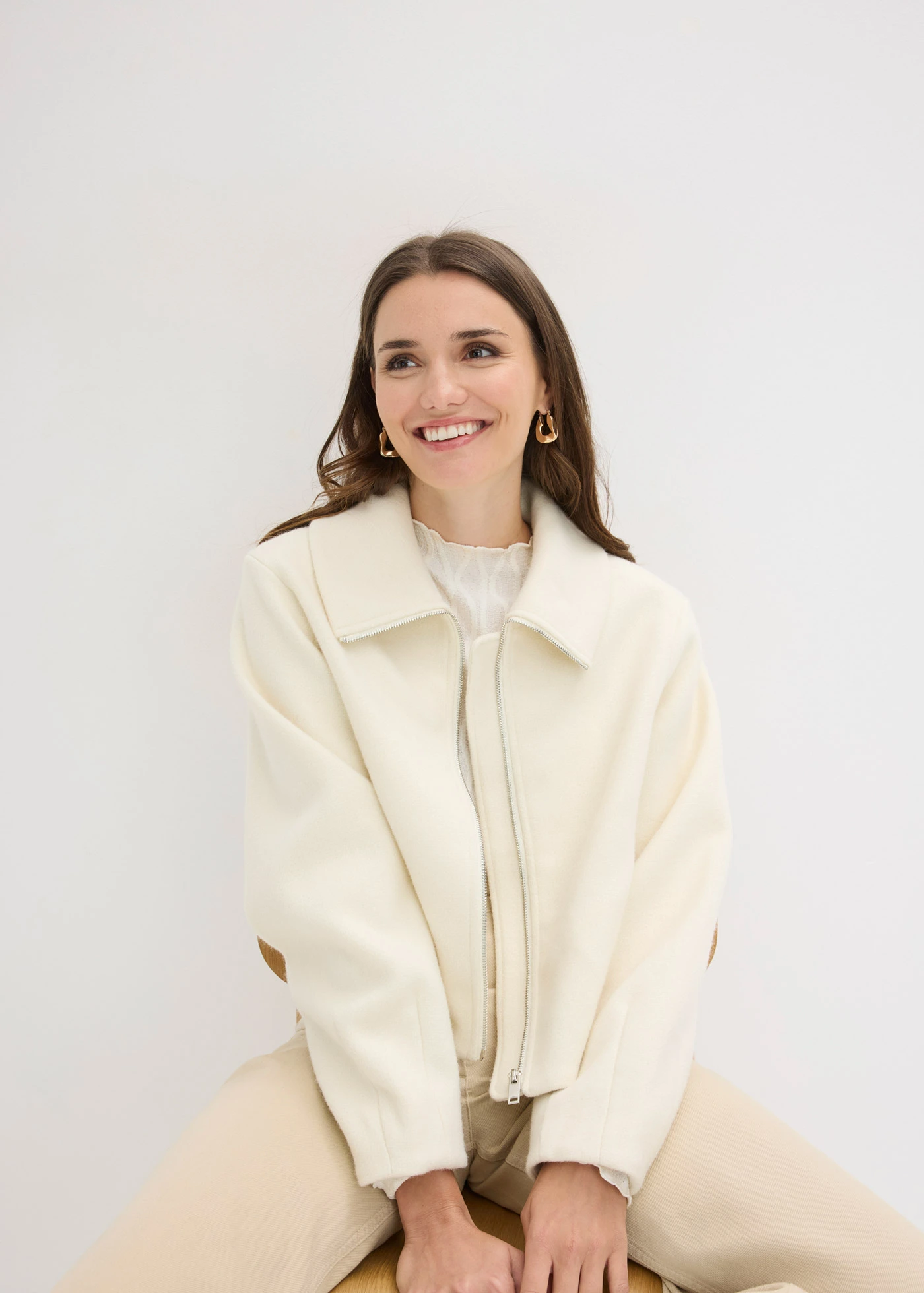 Bunda, oversize • biela vlna • obchod bonprix