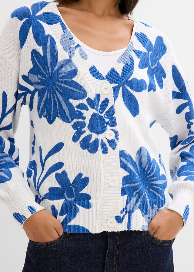 Gebreid vest met bloemenprint • wolwit-middenblauw-arctisch blauw gebloemd • product-page.page-title-suffix
