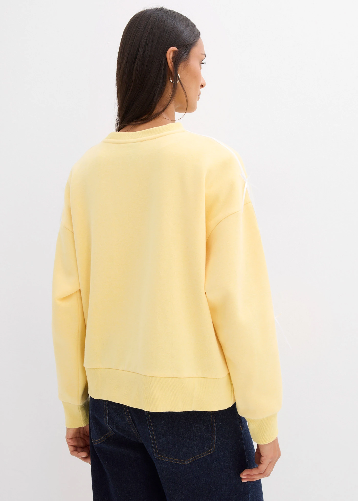 Sweat oversize et doux • jaune clair-écru • Boutique bonprix