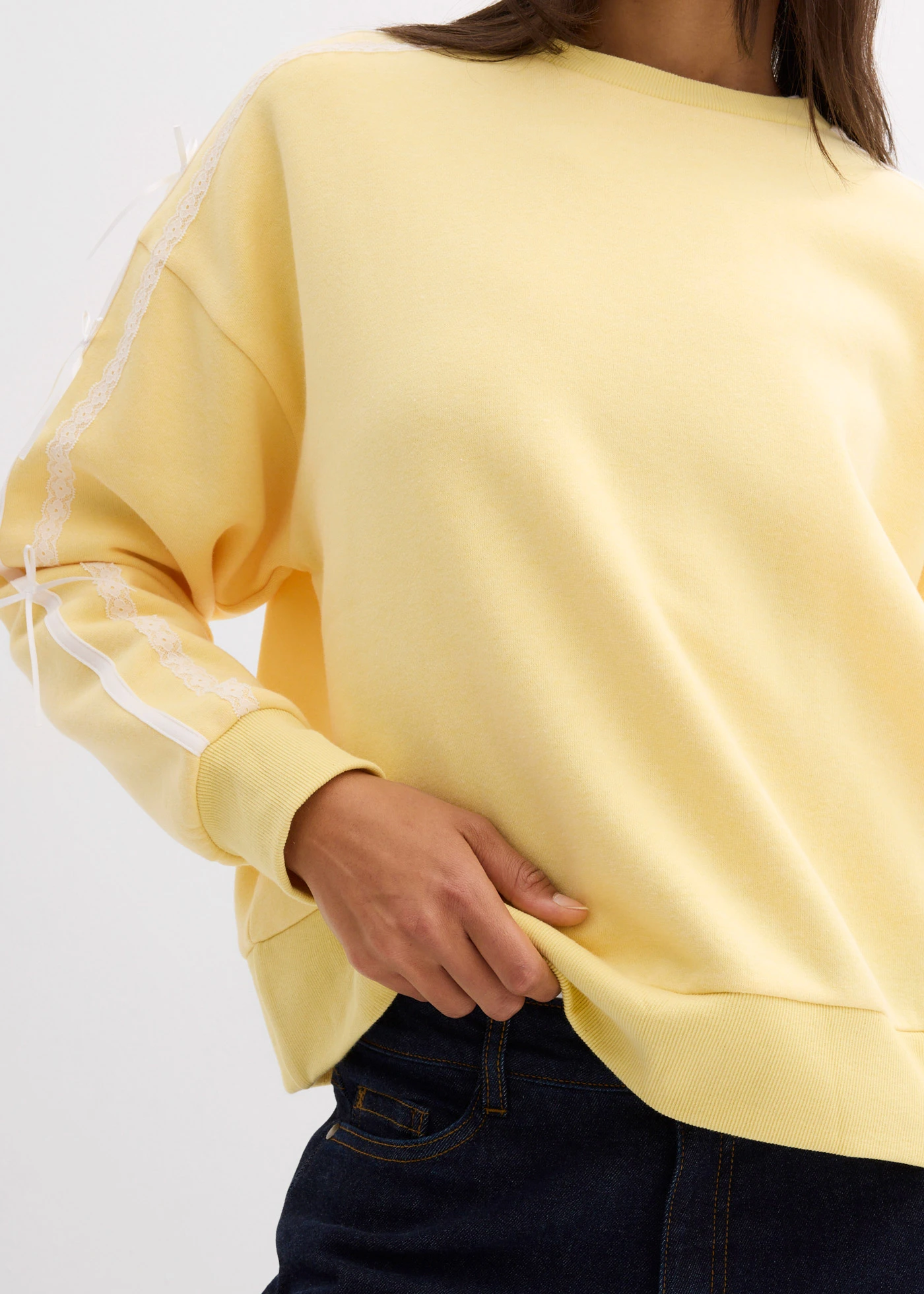 Bluza oversize z miękkiej mieszanki bawełny • jasnożółty-biel wełny • sklep bonprix