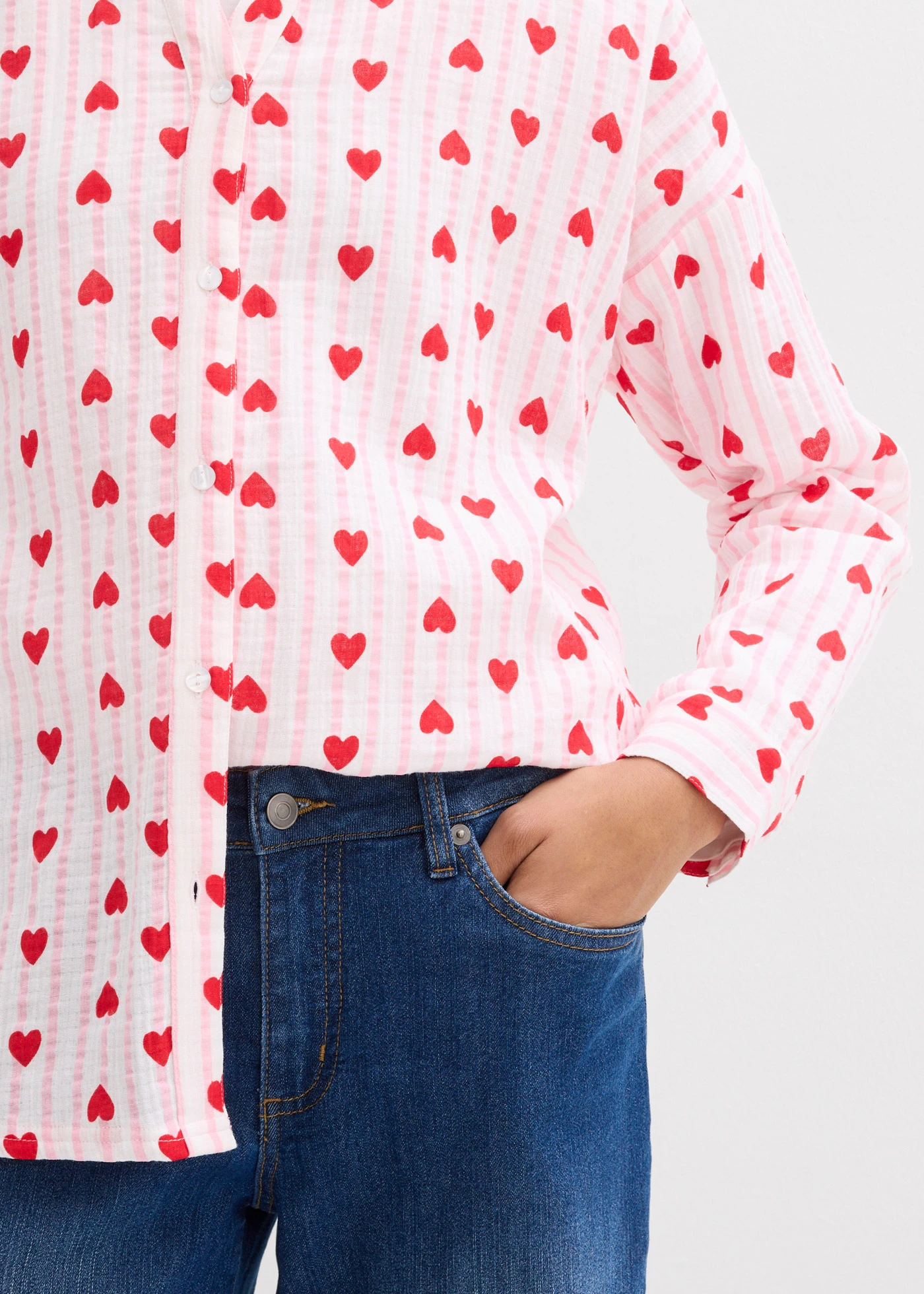 Chemisier doux et oversize en gaze de coton • blanc-rose cristal rayé • Boutique bonprix