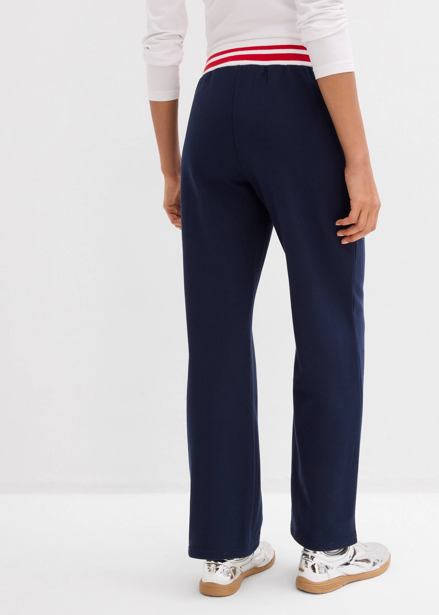 Sweatpants van biologisch katoen • donkerblauw-aardbeirood-wit met print • bonprix online shop