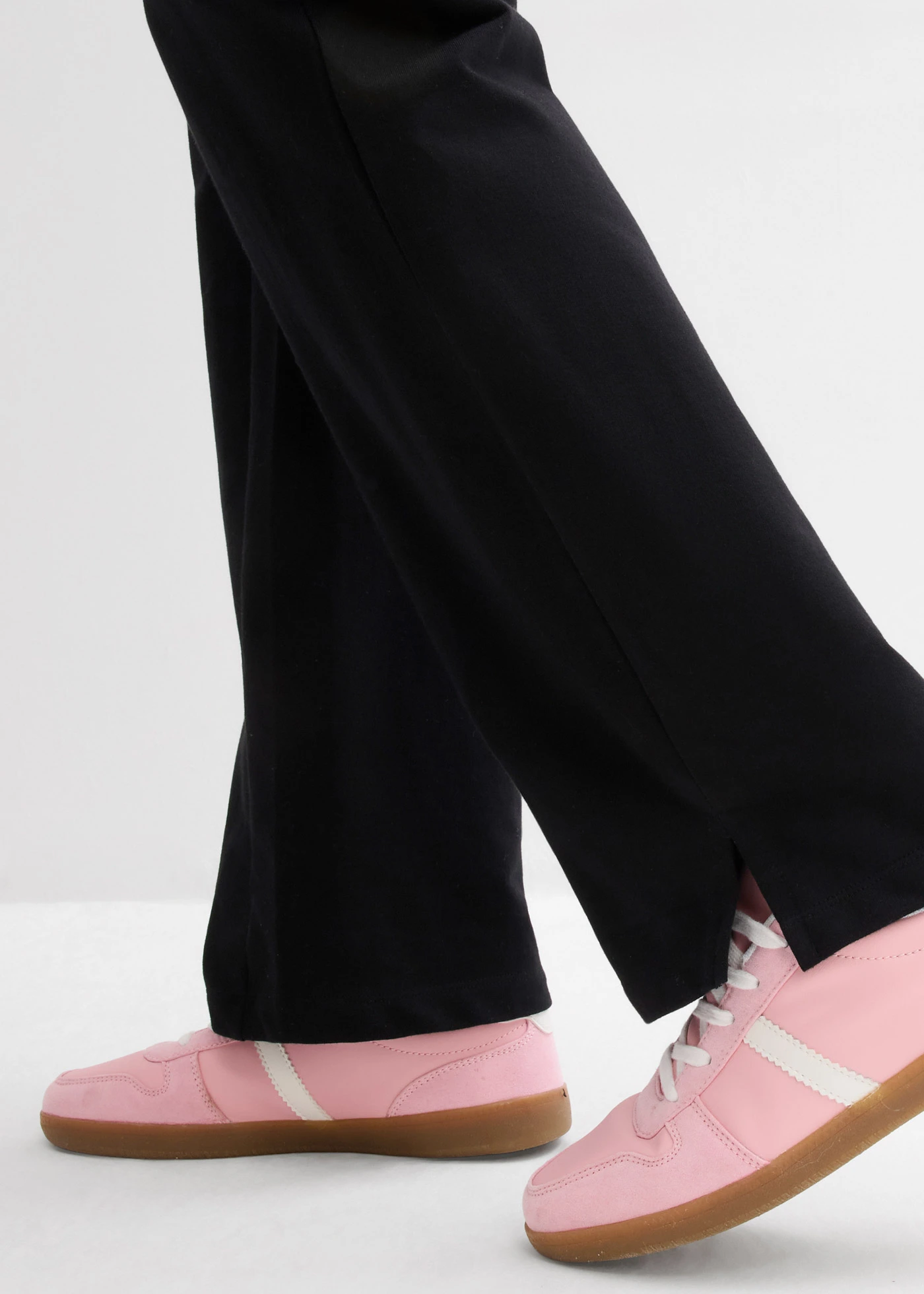 Sweatpants van biologisch katoen • zwart • bonprix online shop