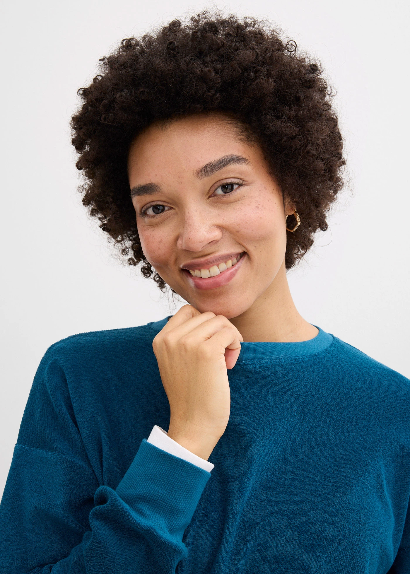 T-shirt manches longues en éponge • bleu pétrole • Boutique bonprix