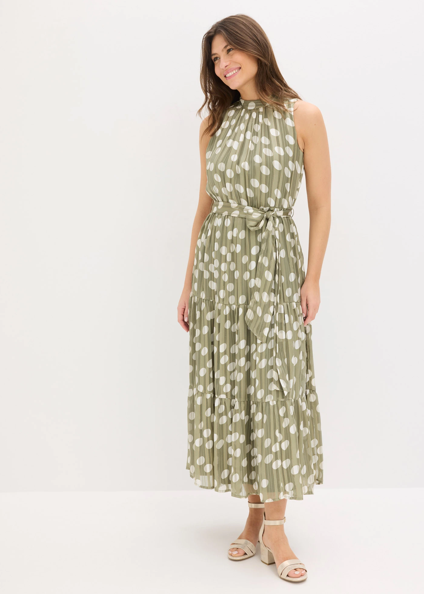 Robe en mousseline avec fil brillant • olive-blanc imprimé • Boutique bonprix