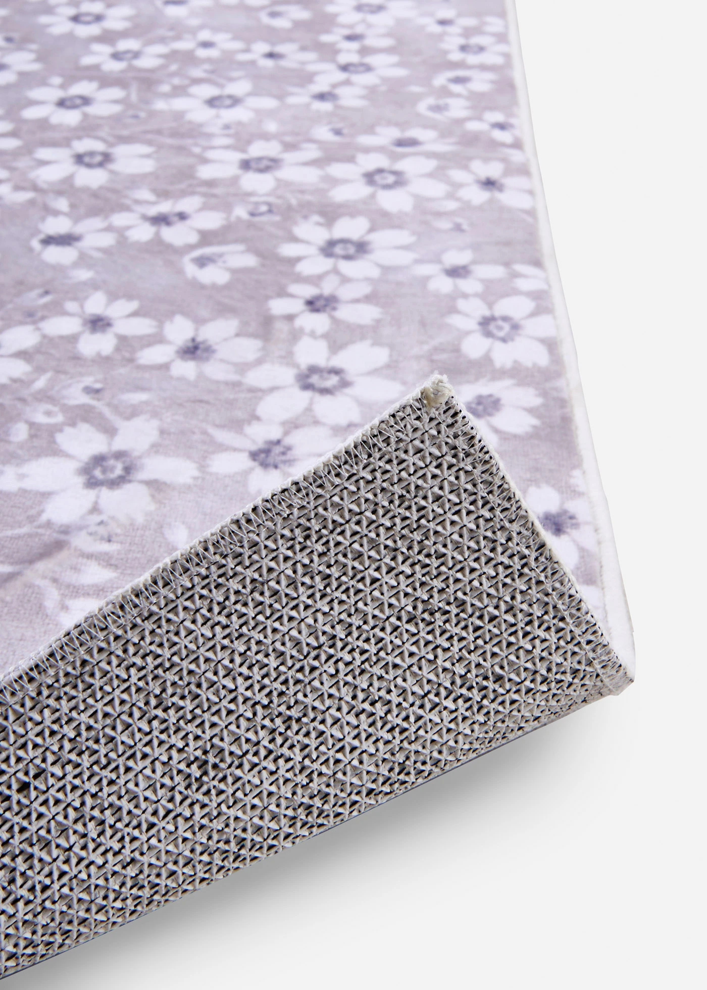 Tapis de bain avec motif floral • écru floral • Boutique bonprix