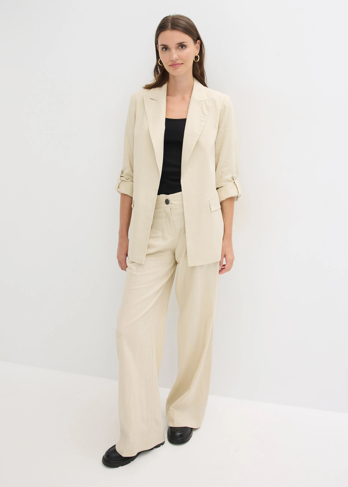 Blazer van een linnenmix • lichtsand • bonprix online shop