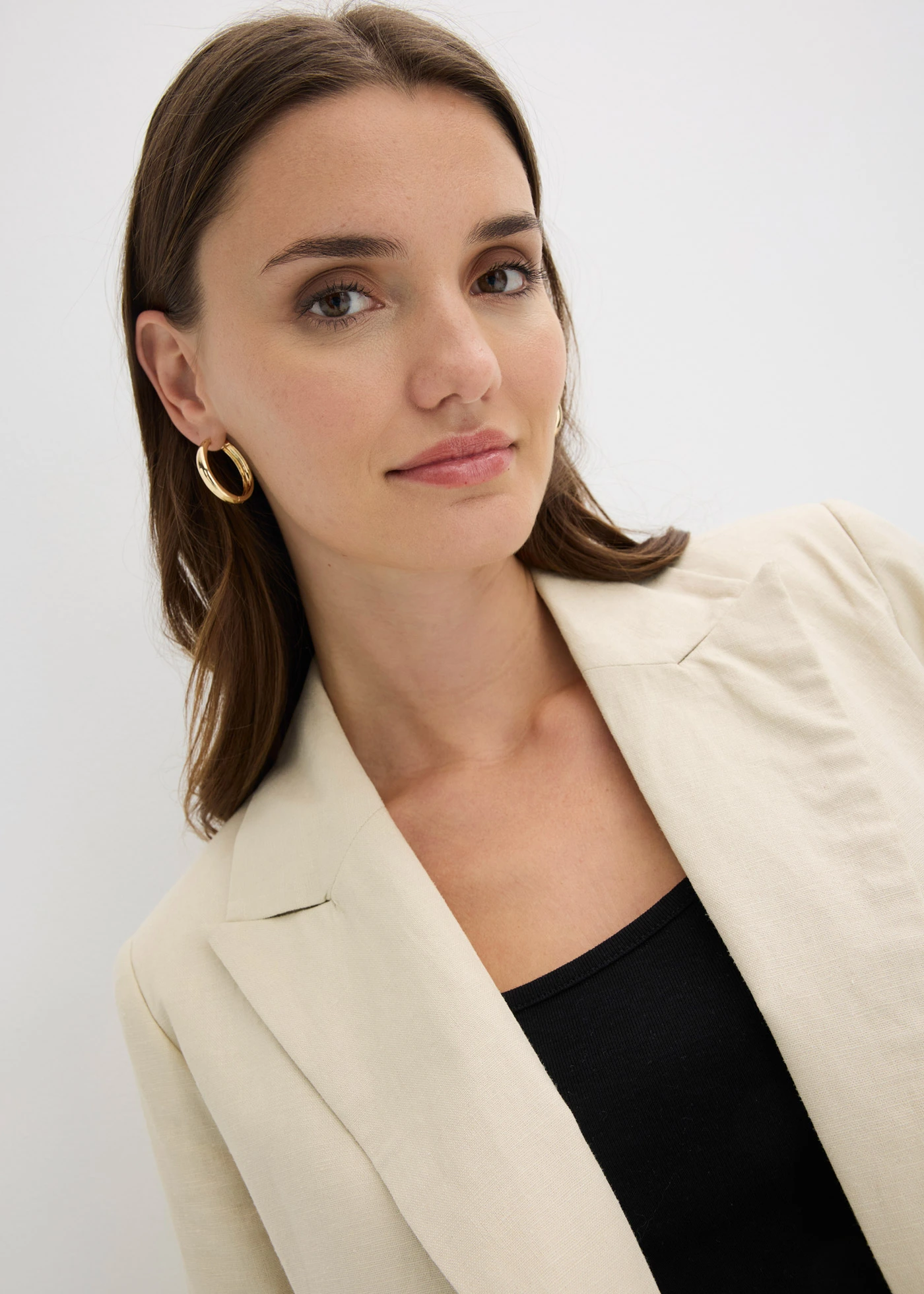 Blazer van een linnenmix • lichtsand • bonprix online shop