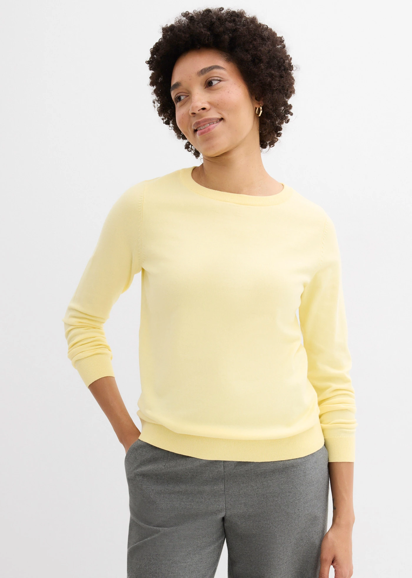 Pull en fine maille • jaune clair • Boutique bonprix