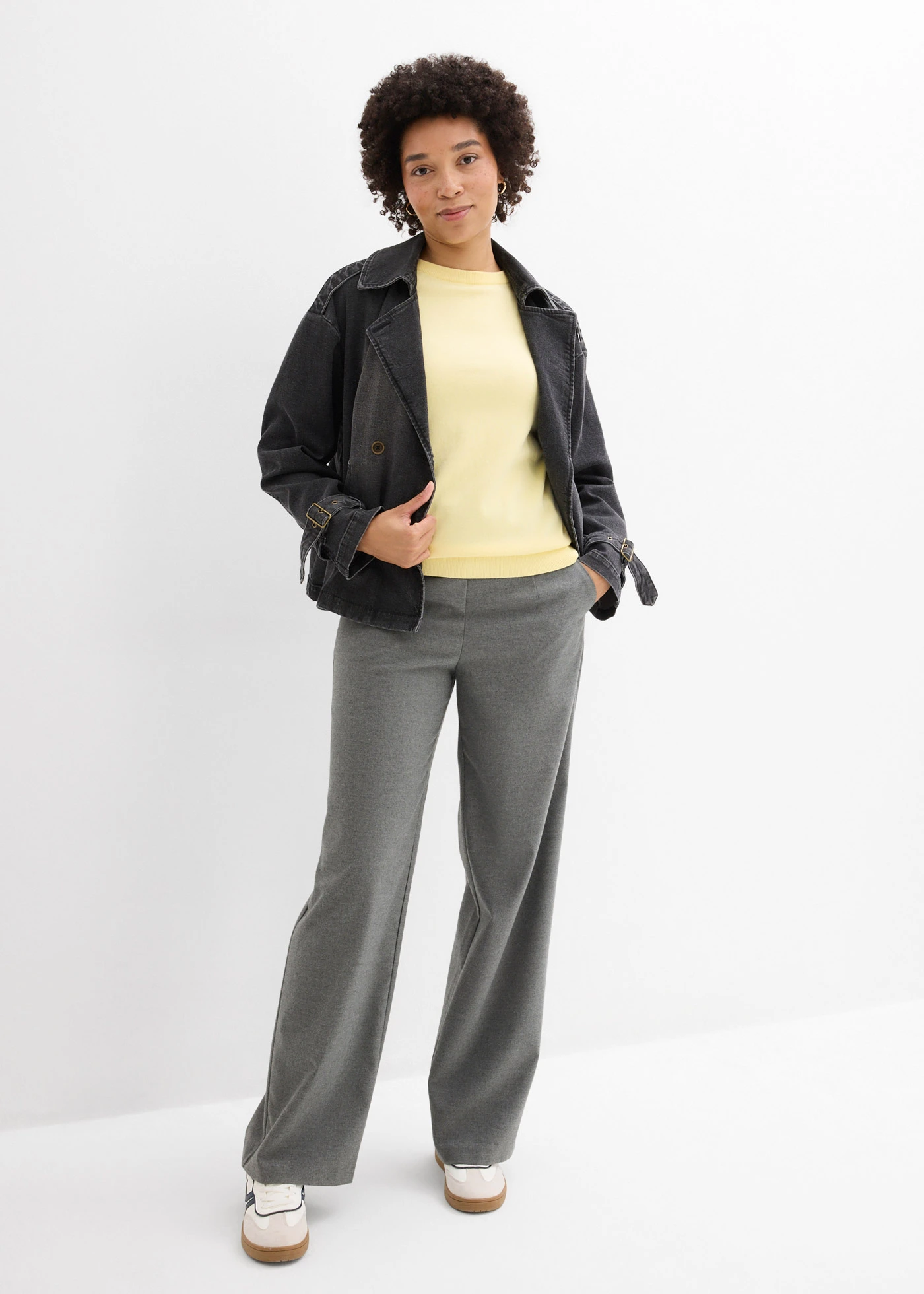 Pull en fine maille • jaune clair • Boutique bonprix