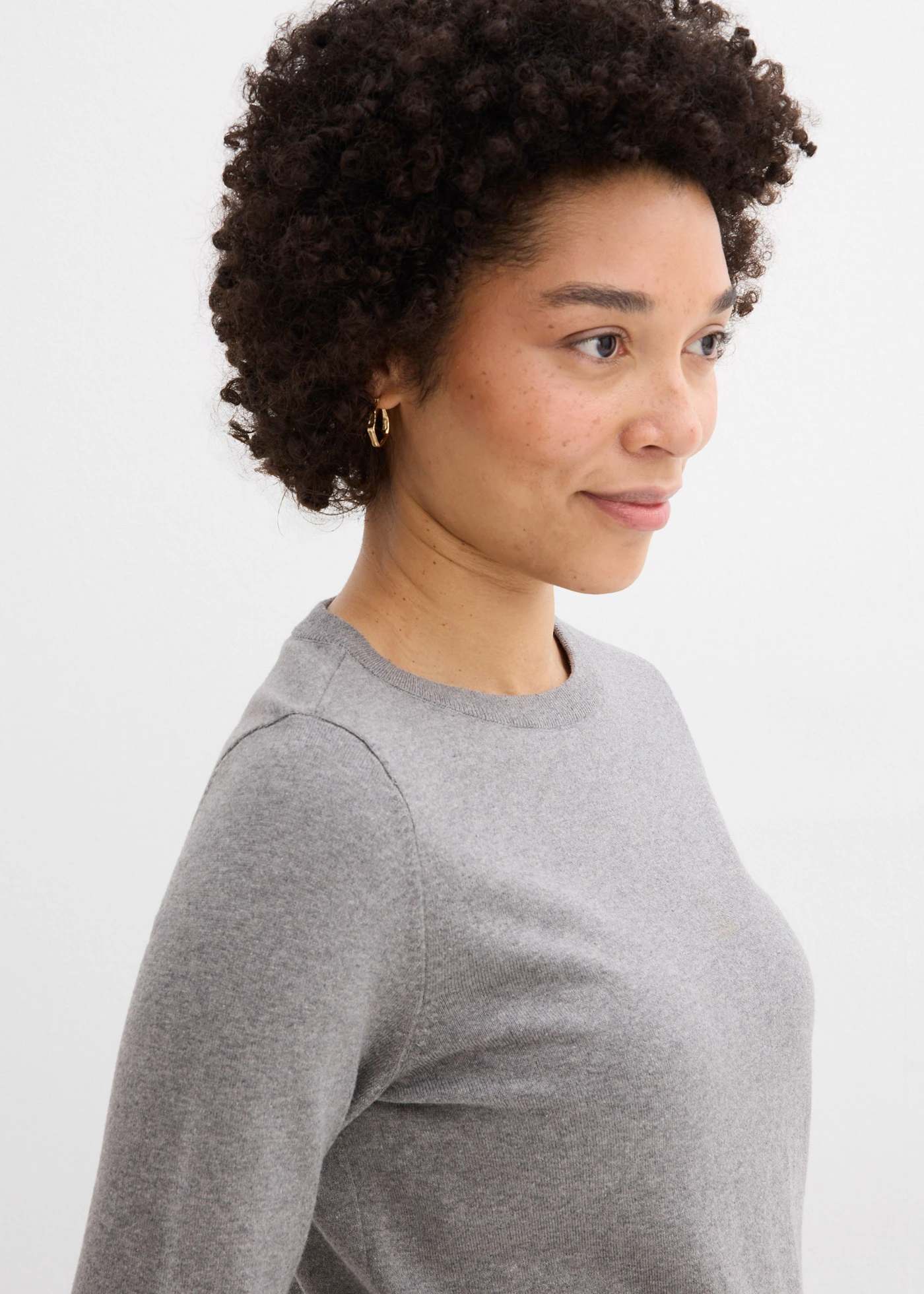 Pull en fine maille • gris chiné • Boutique bonprix