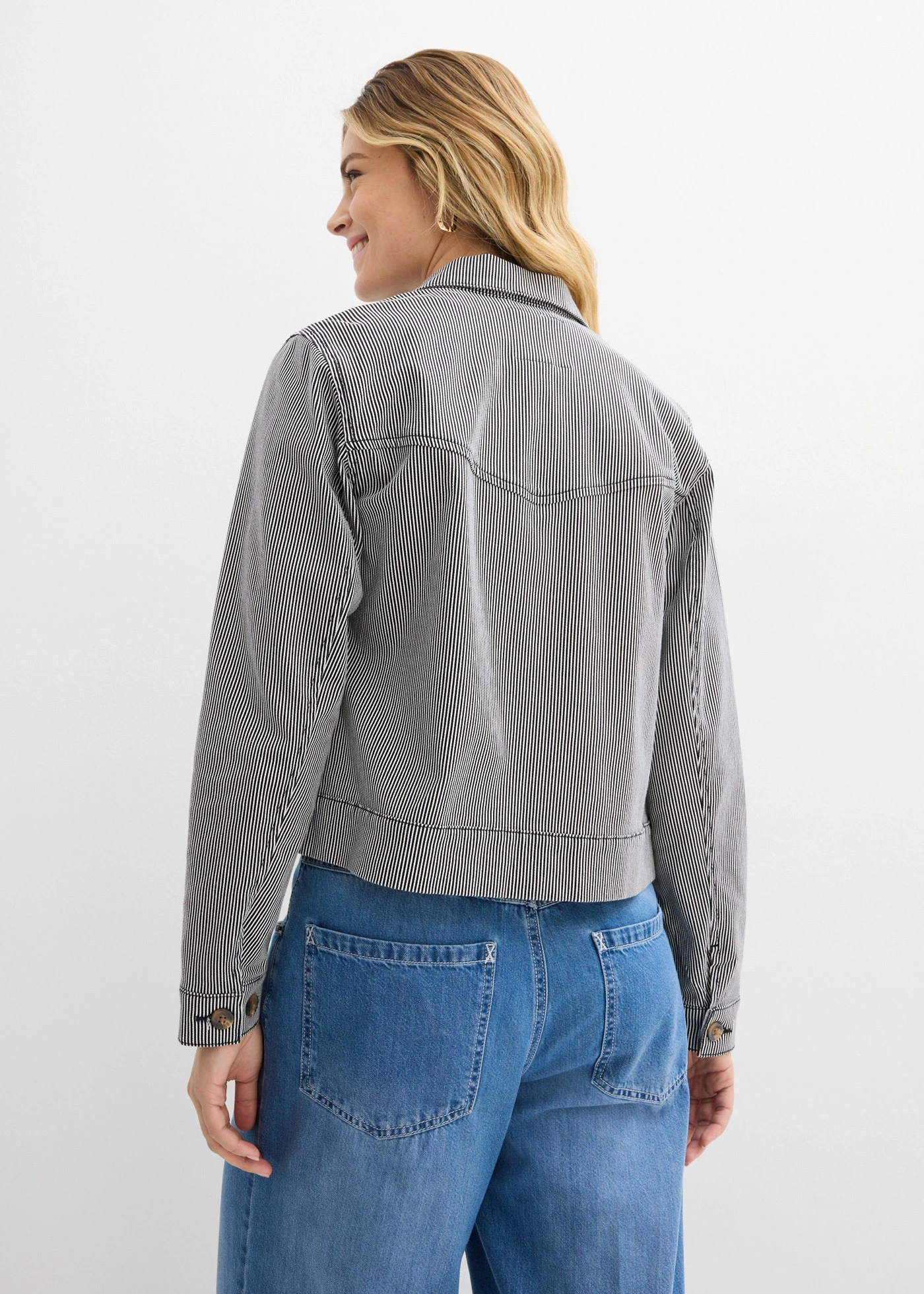 Geacă de tranziţie • negru dungat • magazin bonprix