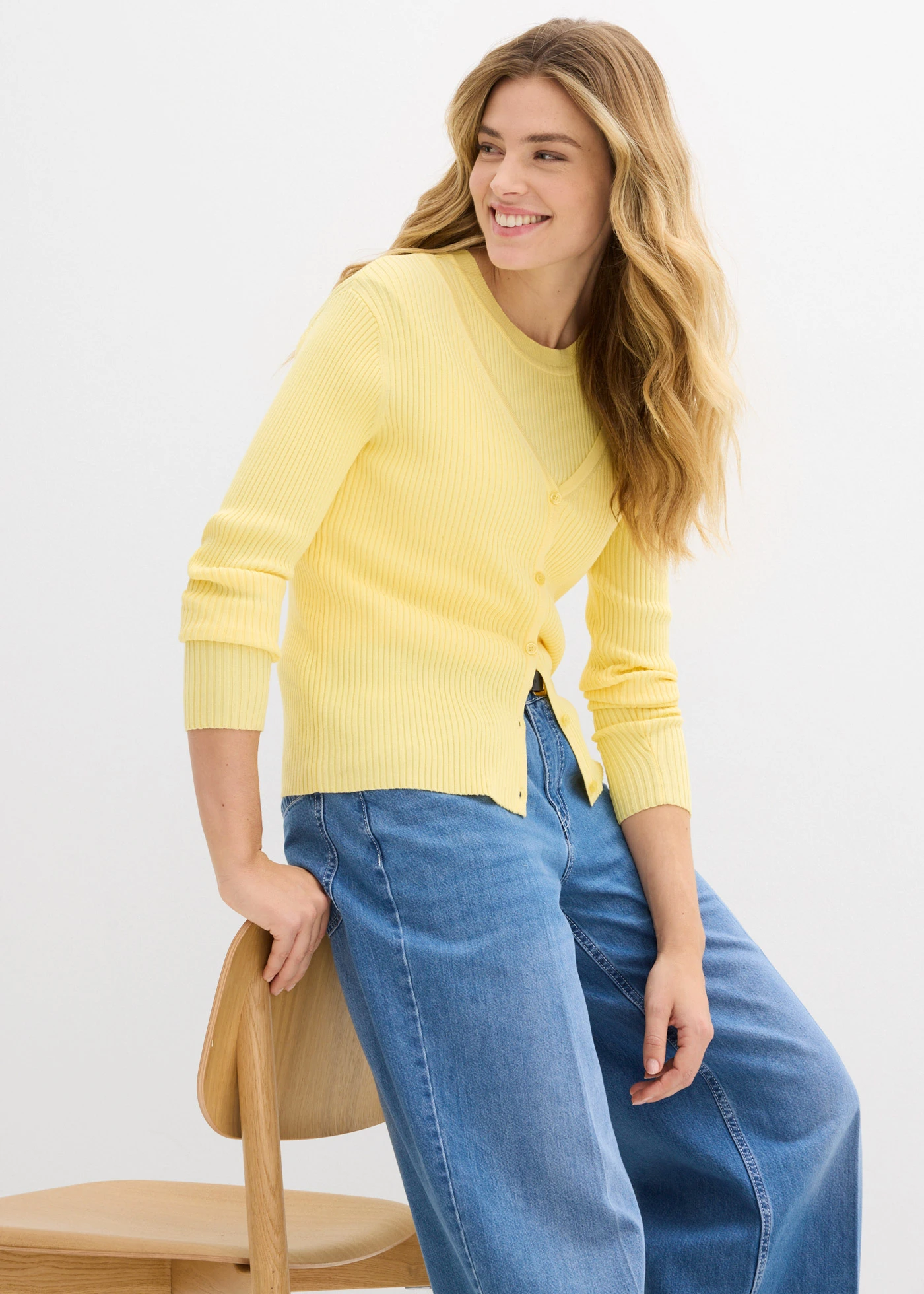 Gebreid vest met viscose • lichtgeel • bonprix online shop