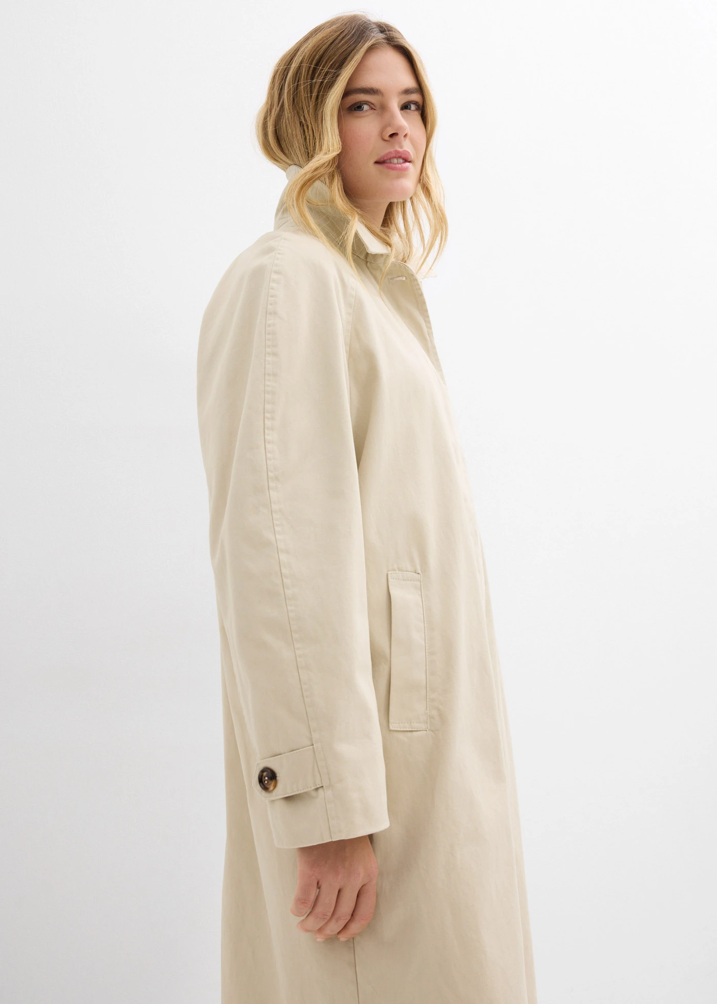 Trench à boutonnage simple • sable clair • Boutique bonprix