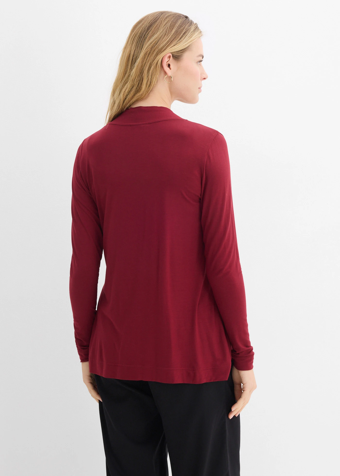 Gilet fin en viscose douce • rouge rubis • Boutique bonprix