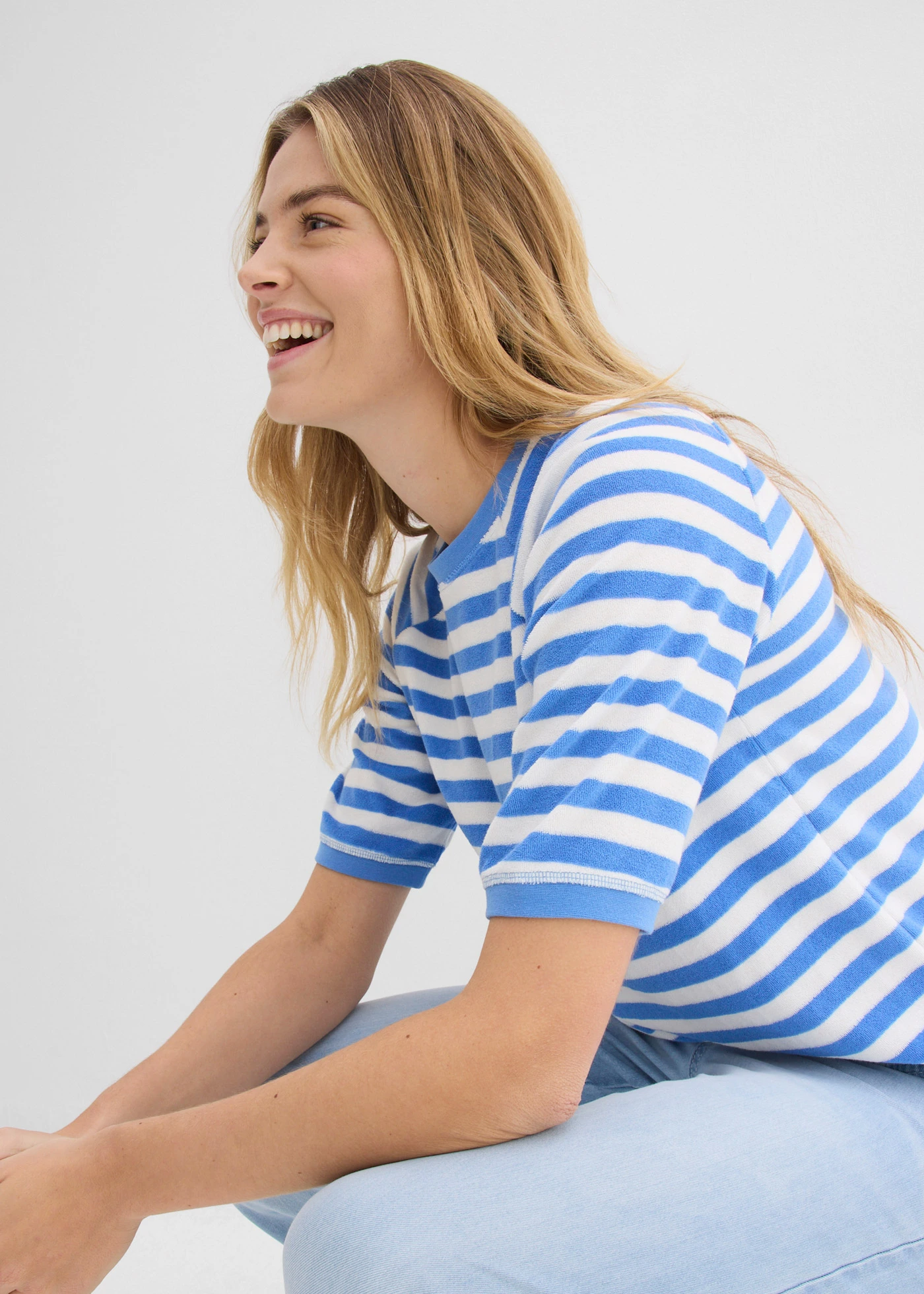 Shirt van zachte badstof • middenblauw-wolwit gestreept • bonprix online shop