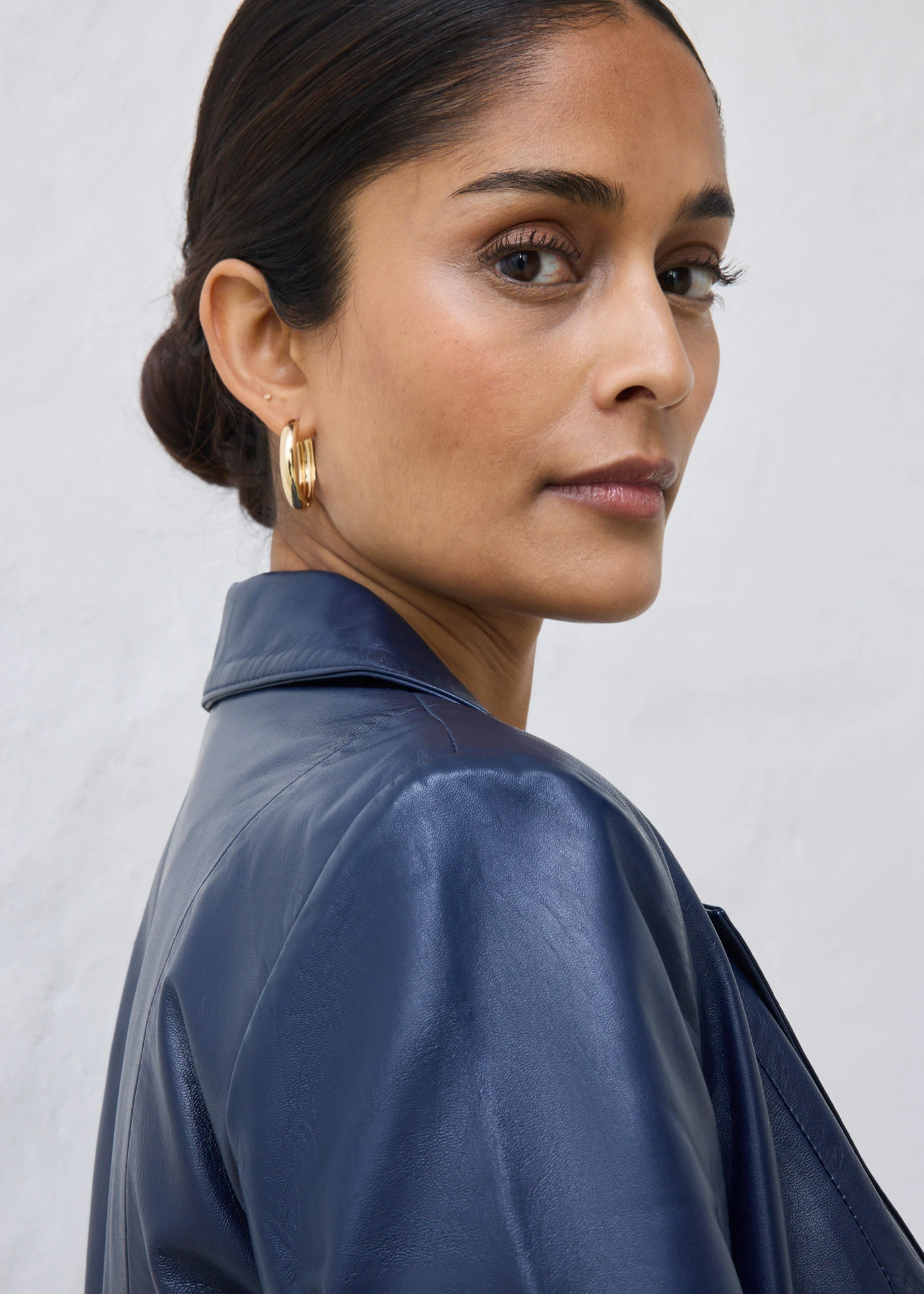 Manteau court en cuir nappa d’agneau • bleu foncé • Boutique bonprix