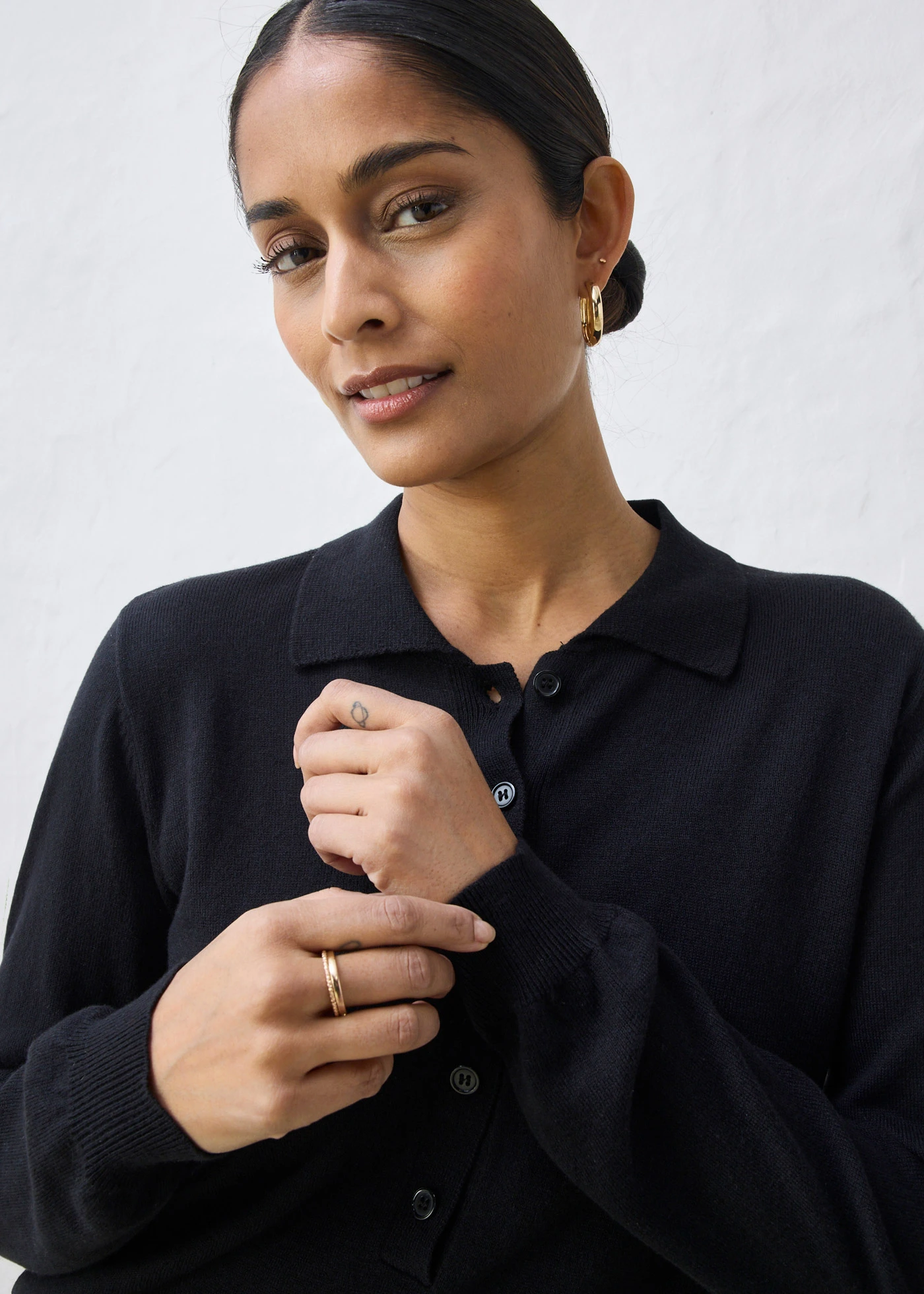 Pulover polo cu mătase în compoziție • negru • magazin bonprix