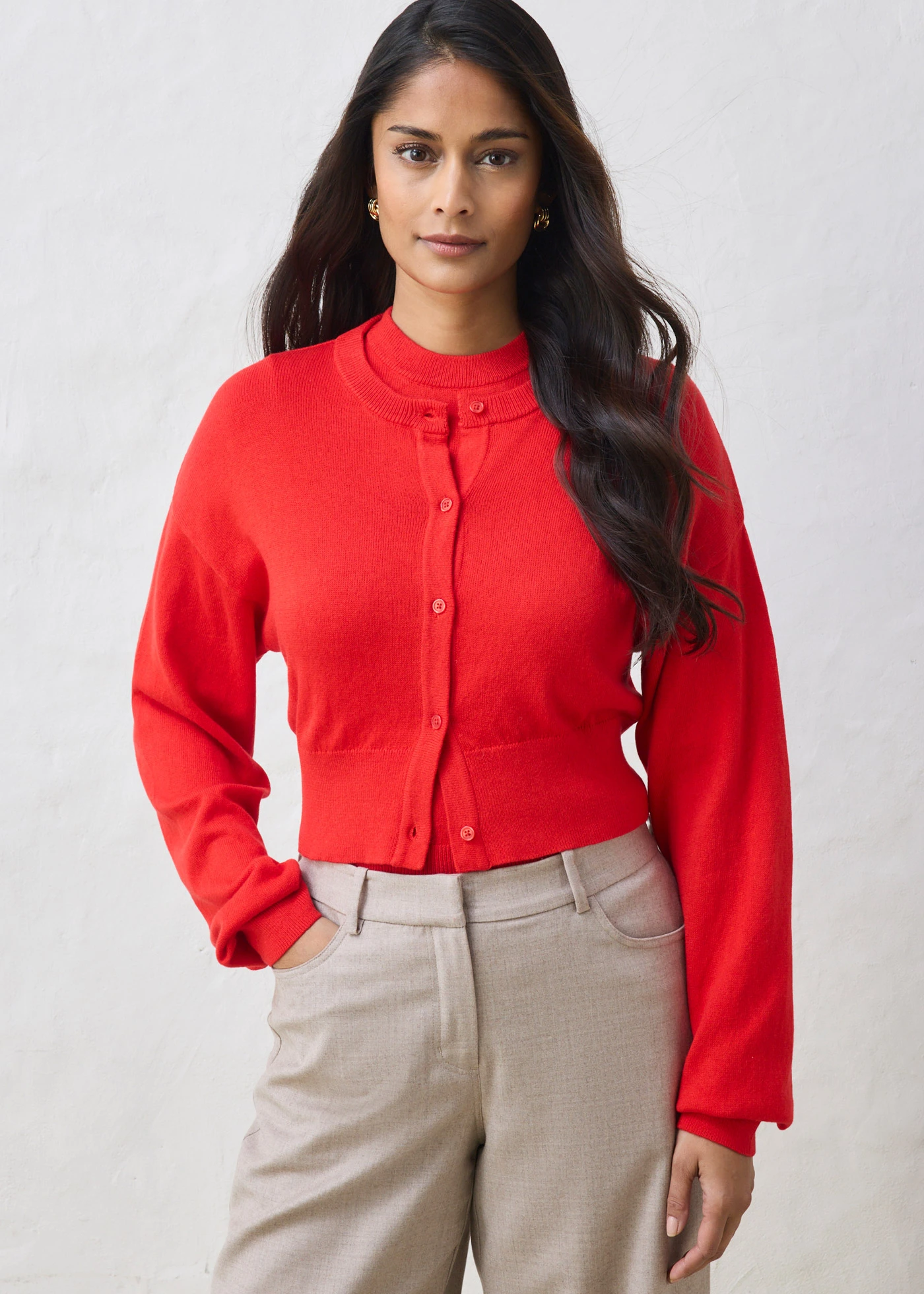 Gilet court en maille coton et soie • fraise • Boutique bonprix